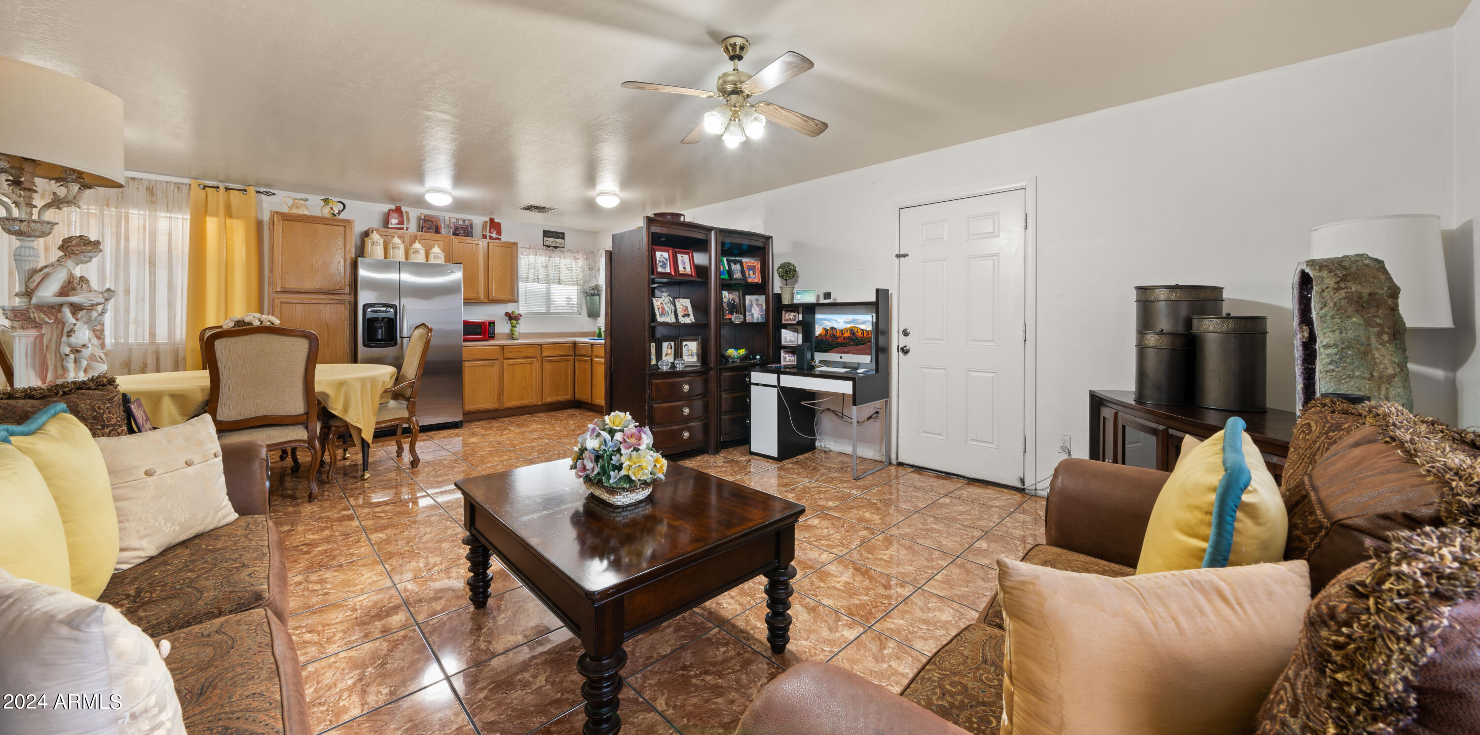 945 W COCOPAH Street