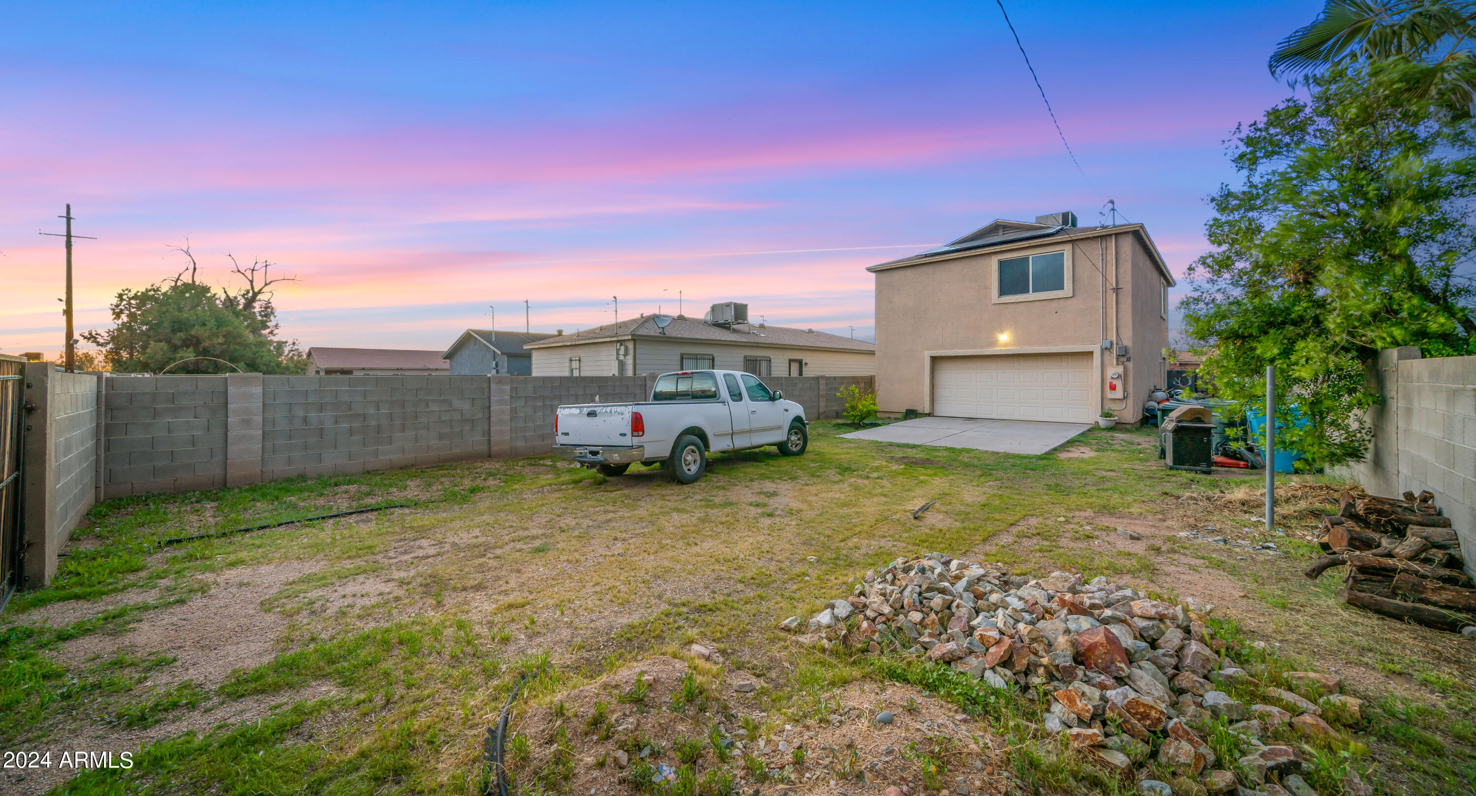 945 W COCOPAH Street