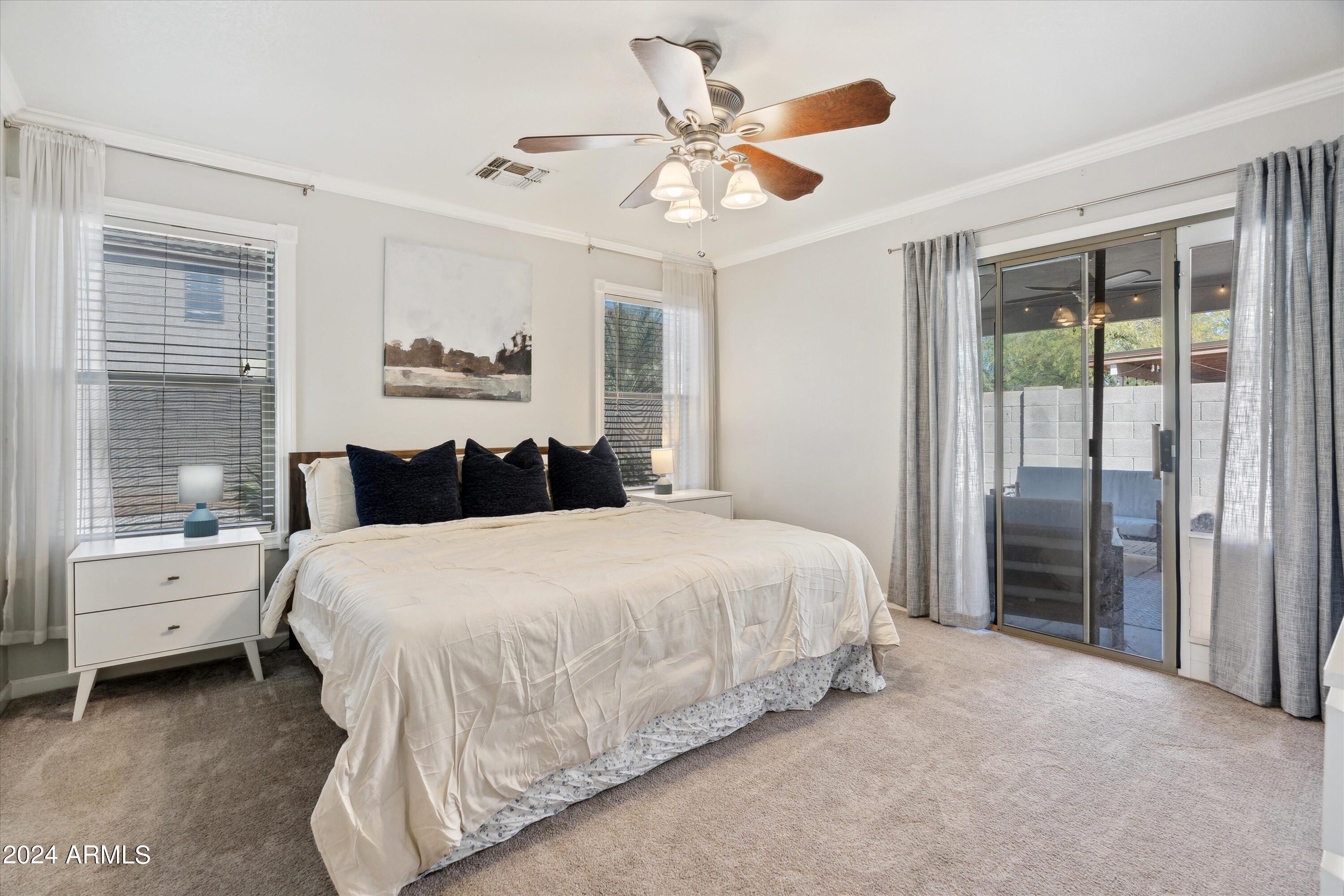 11020 E FLOSSMOOR Circle