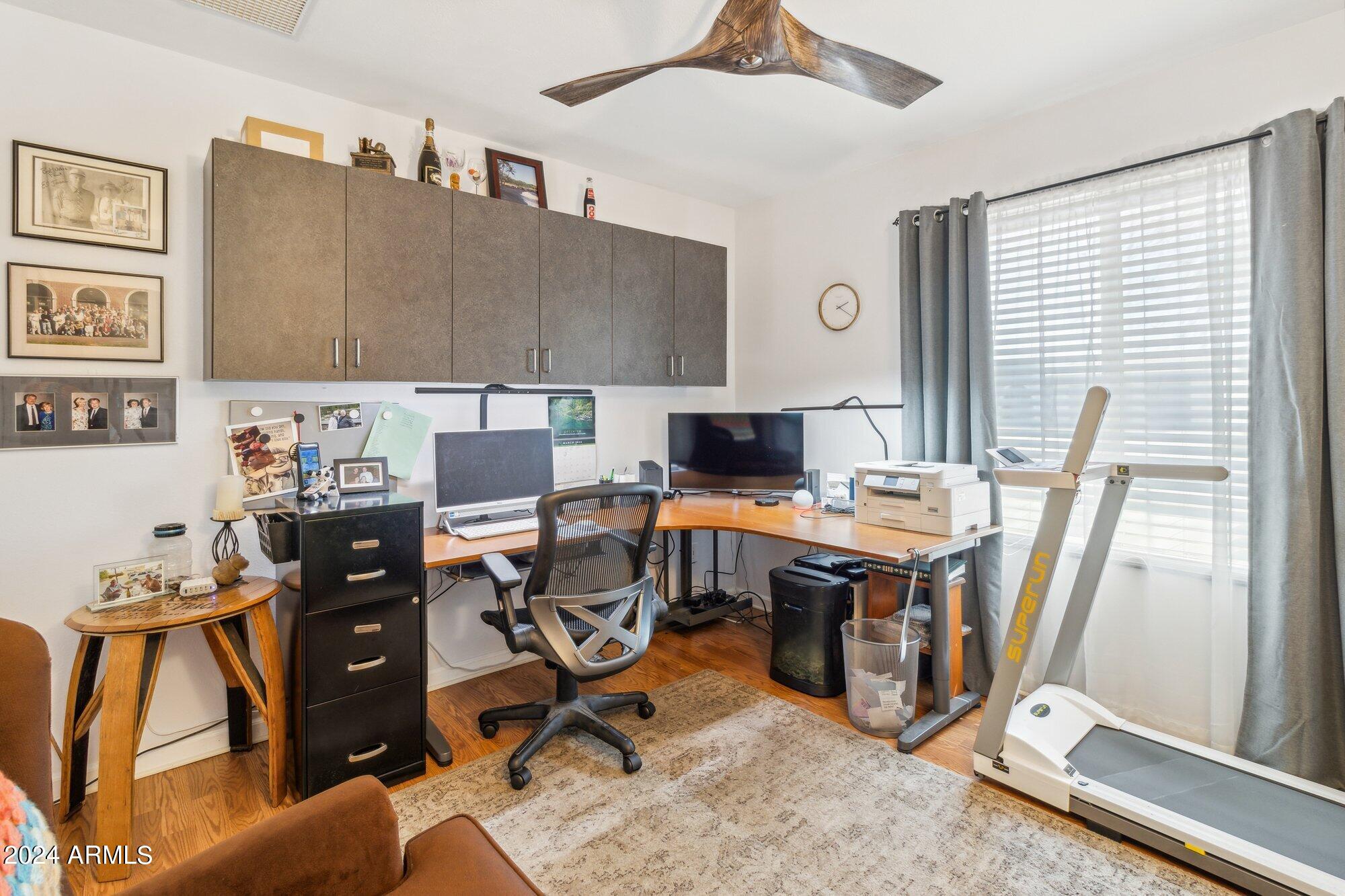 4250 W MOUNTAIN VIEW Road