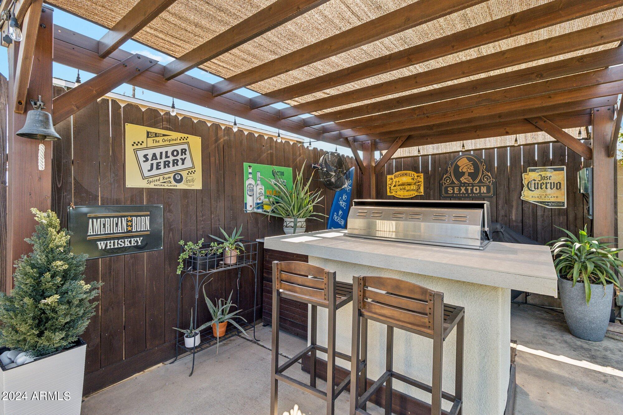 4250 W MOUNTAIN VIEW Road