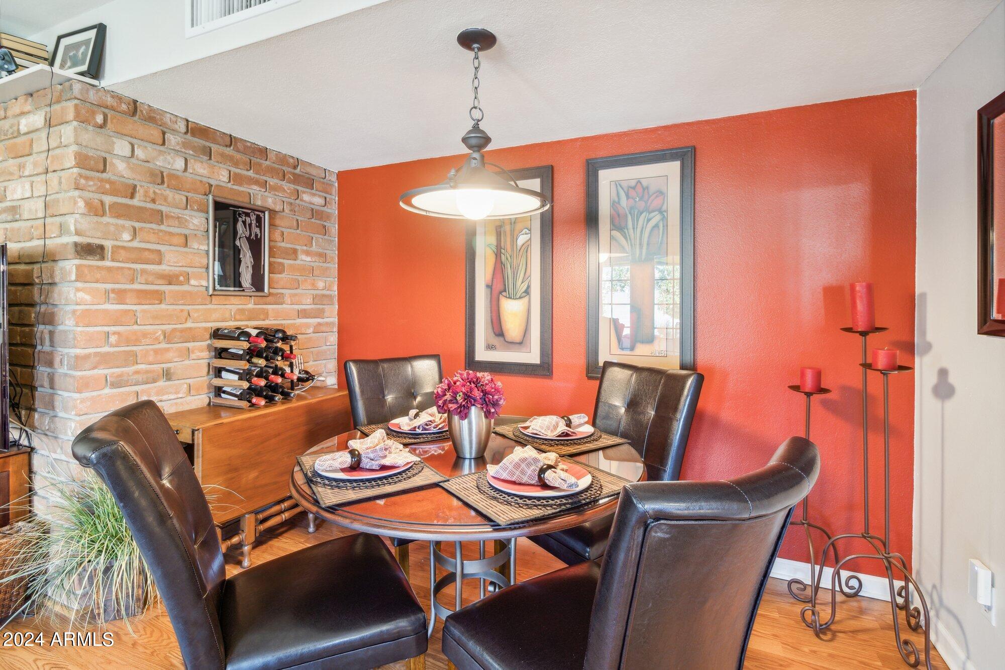 4250 W MOUNTAIN VIEW Road