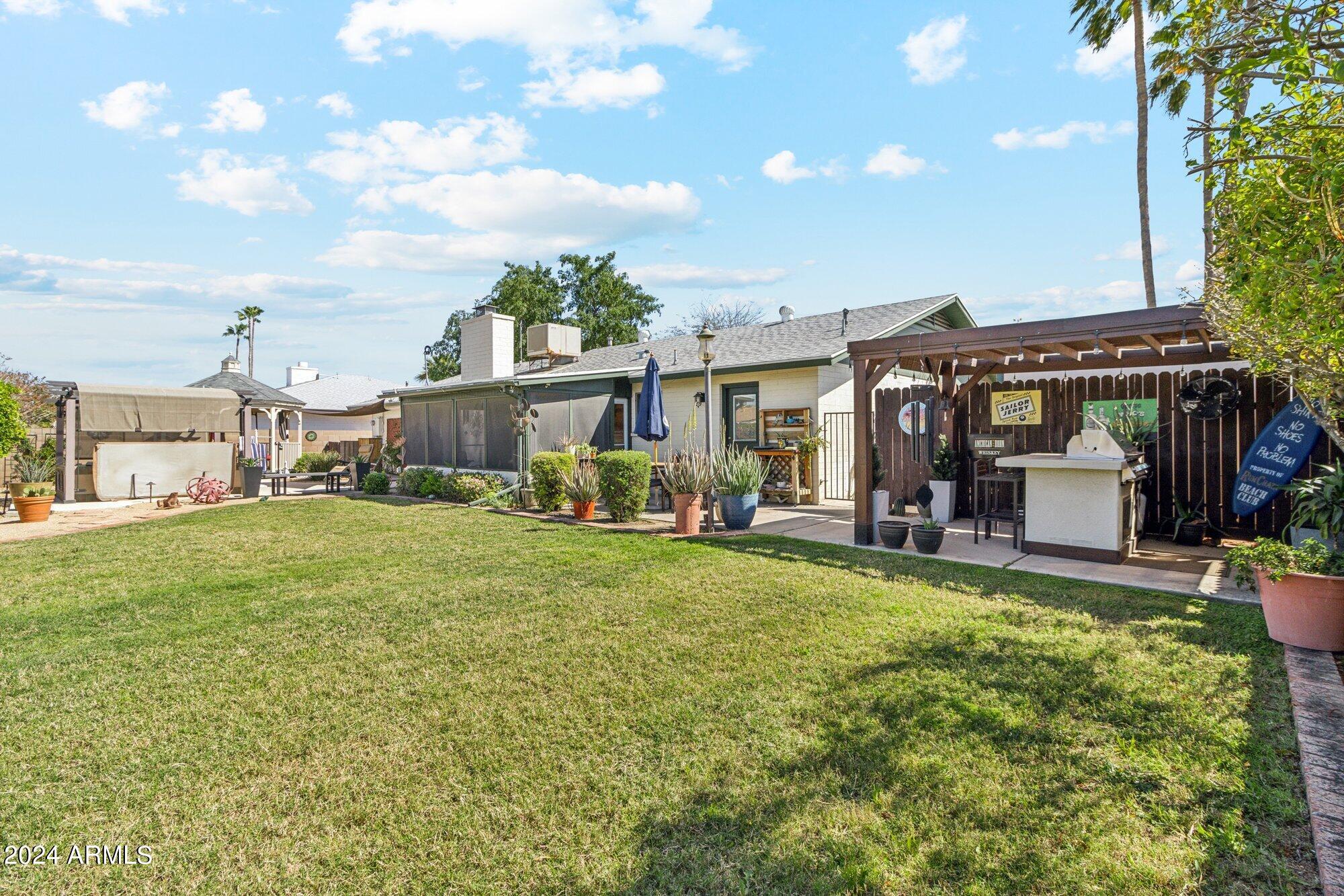 4250 W MOUNTAIN VIEW Road
