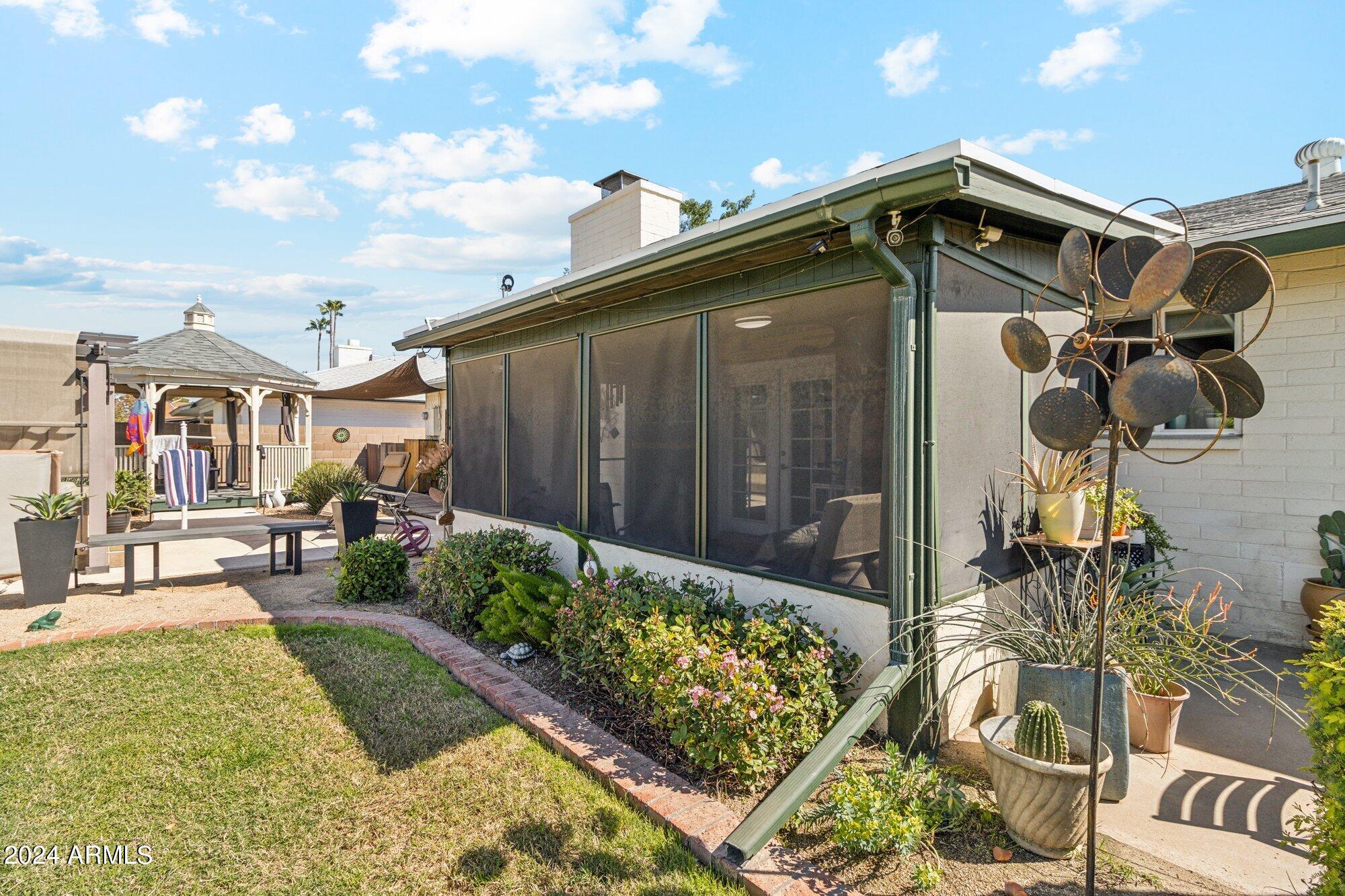 4250 W MOUNTAIN VIEW Road