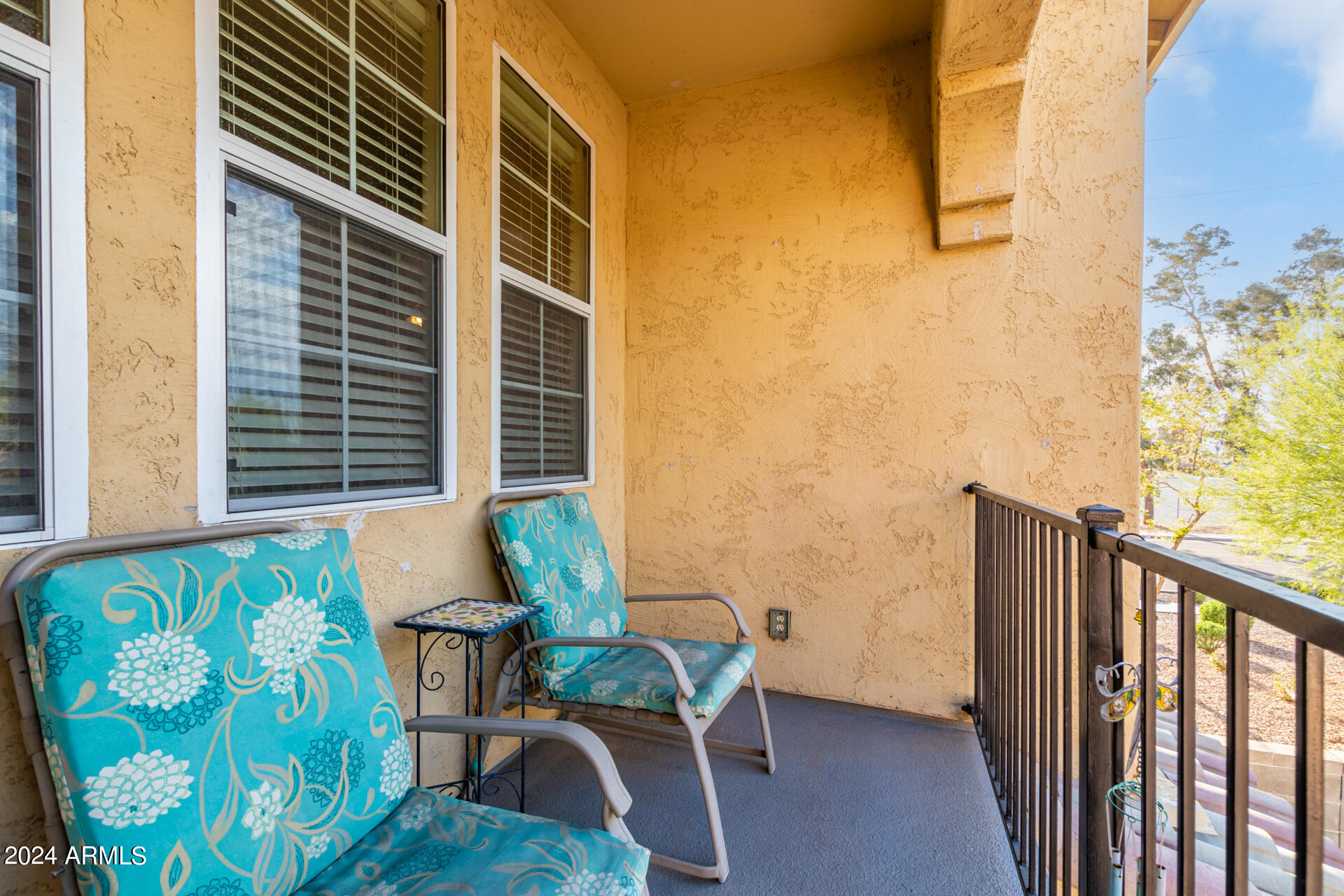 2044 N 78TH Glen