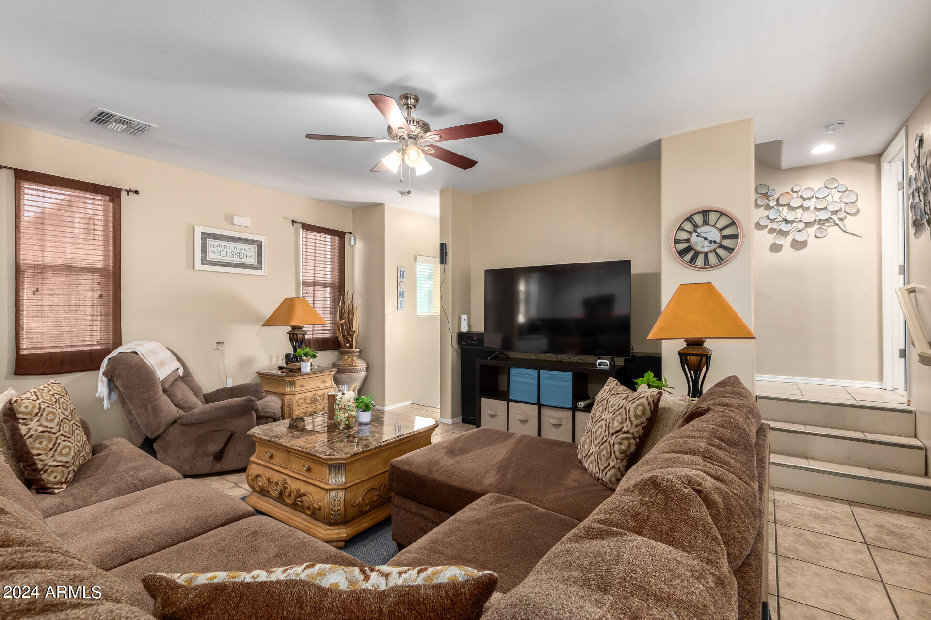 2044 N 78TH Glen