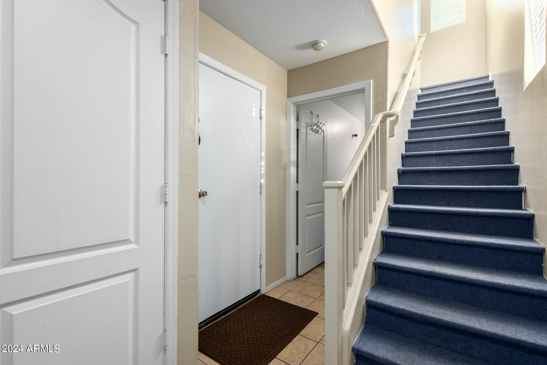 2044 N 78TH Glen