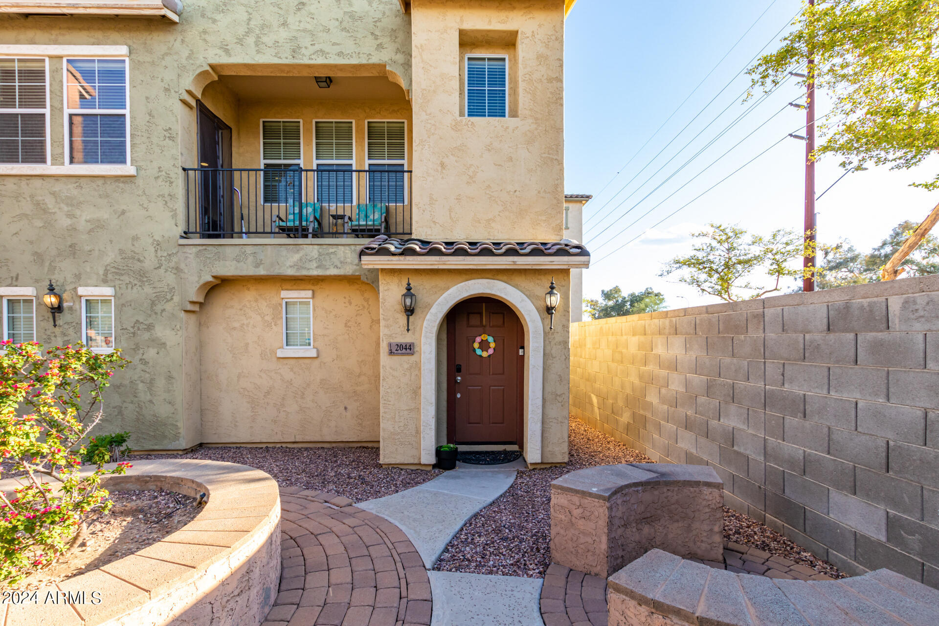 2044 N 78TH Glen