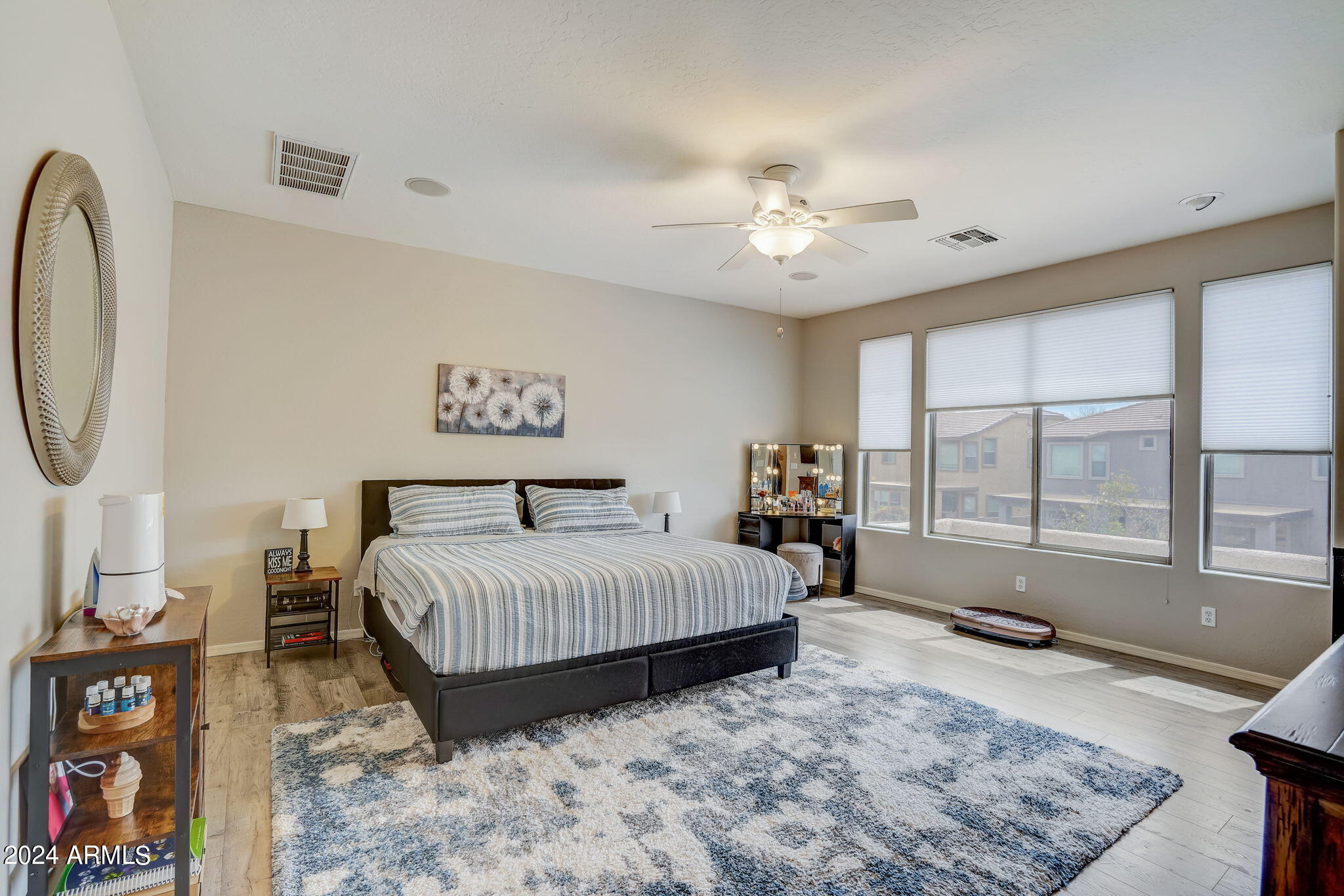 3025 W LEISURE Lane