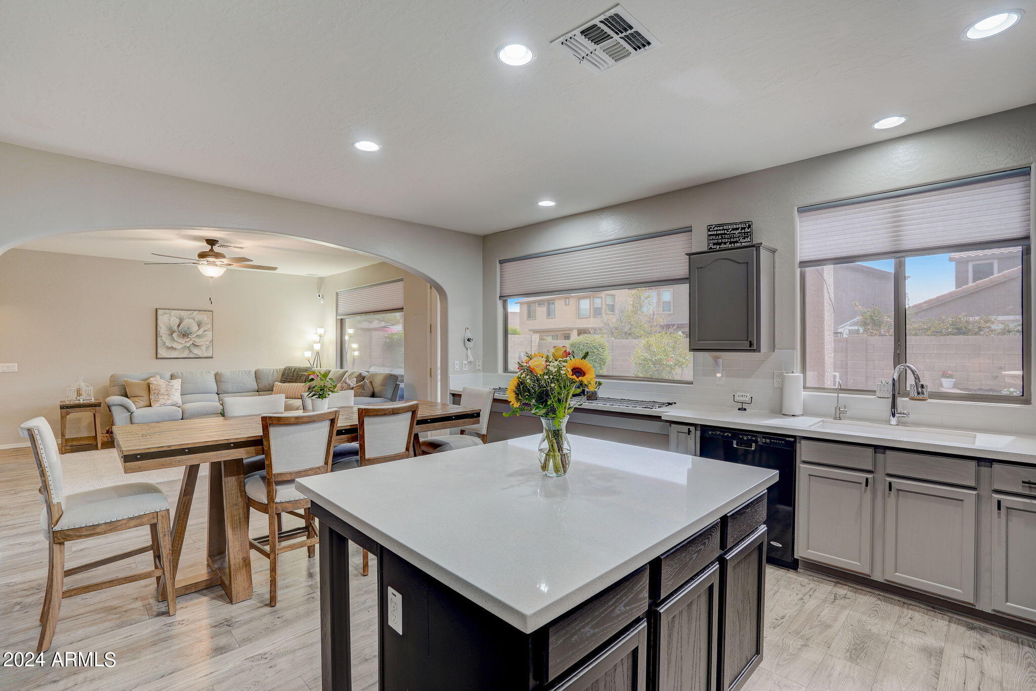 3025 W LEISURE Lane