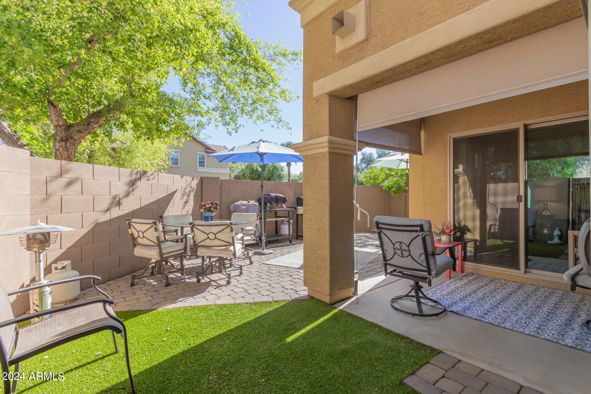2506 E VERMONT Drive