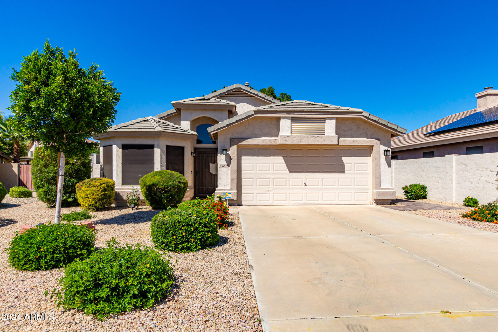 6512 W ADOBE Drive