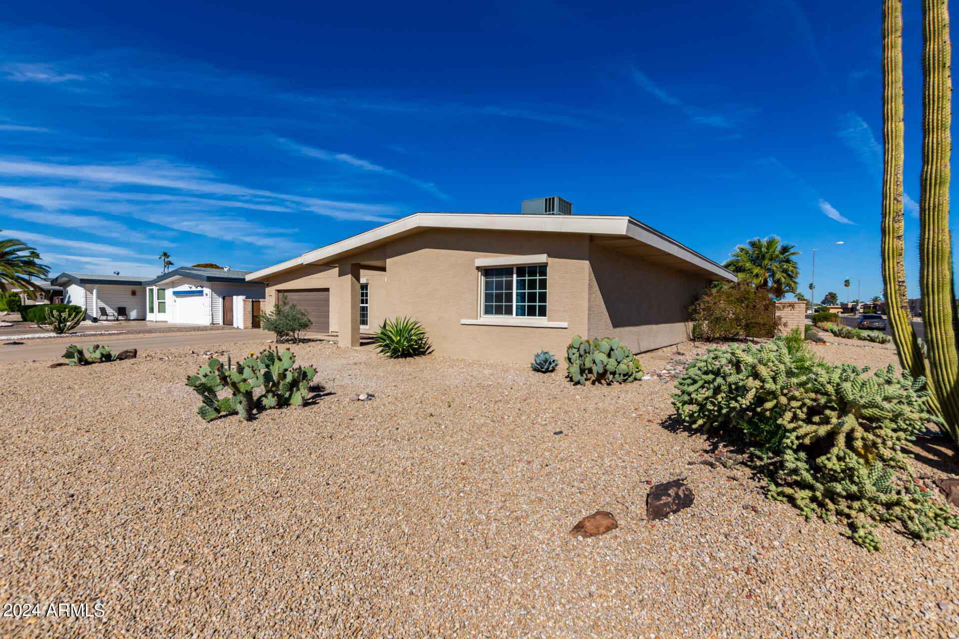 11162 W PALMERAS Drive