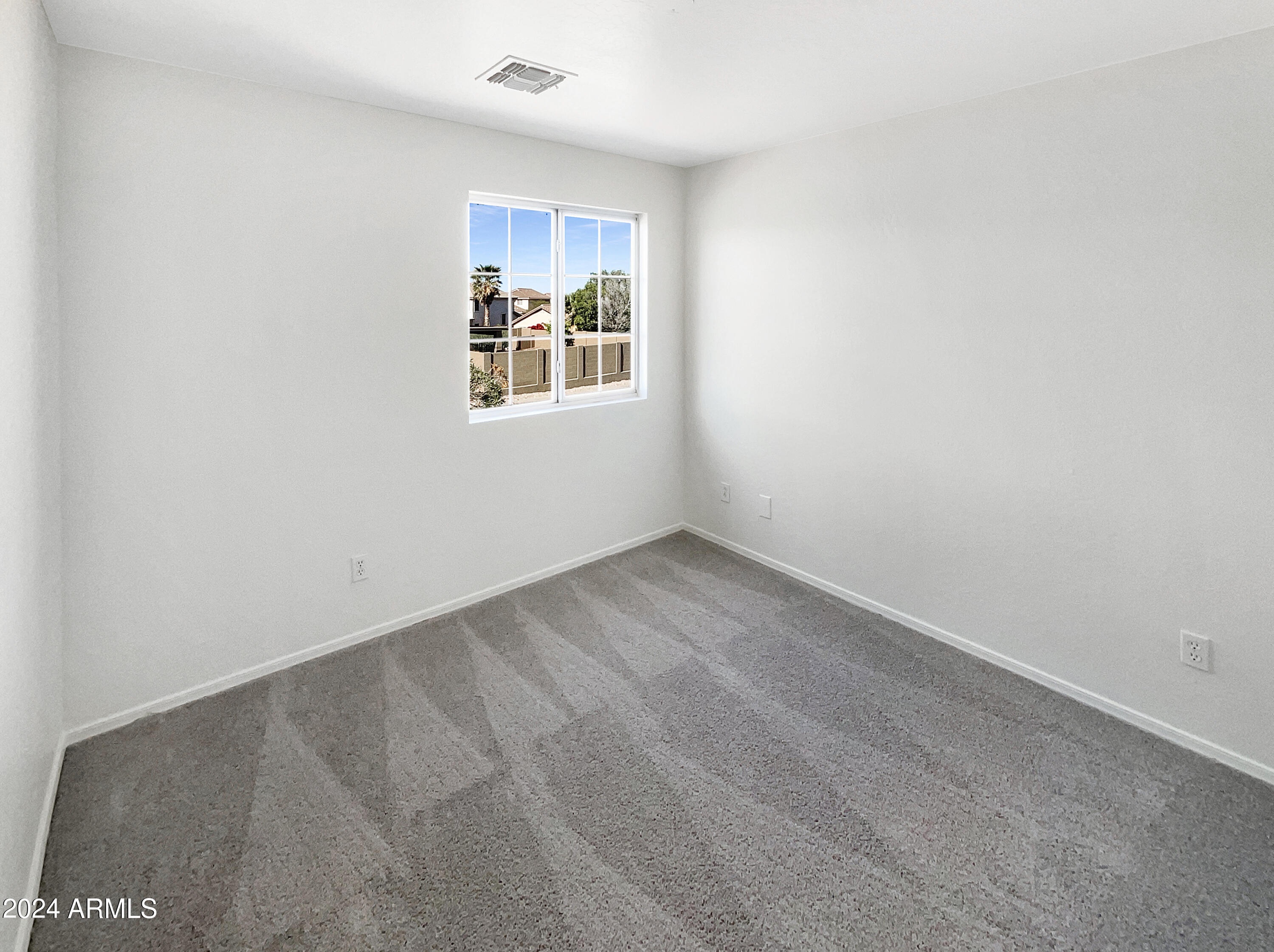 22595 W MESQUITE Drive