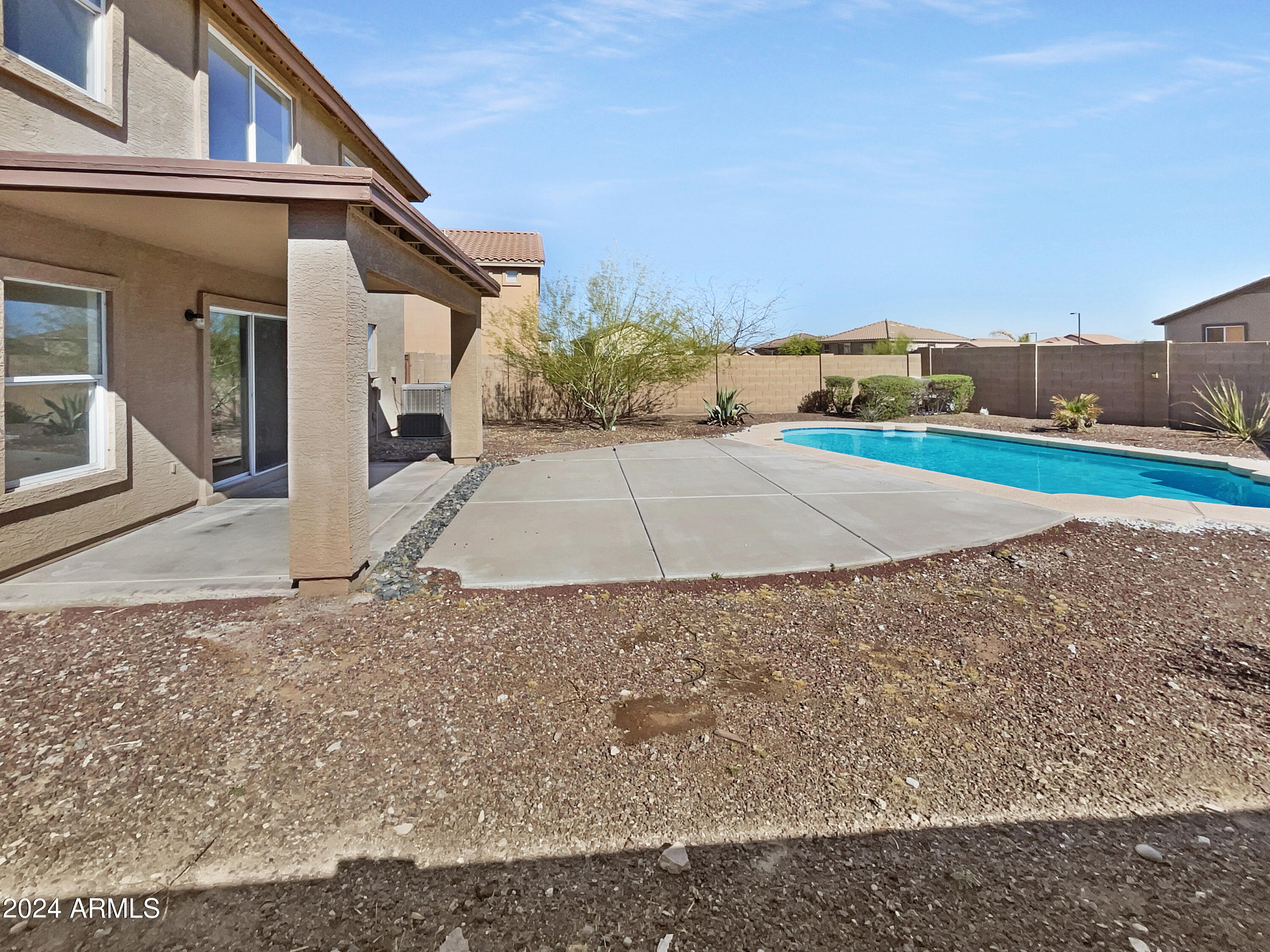 22595 W MESQUITE Drive