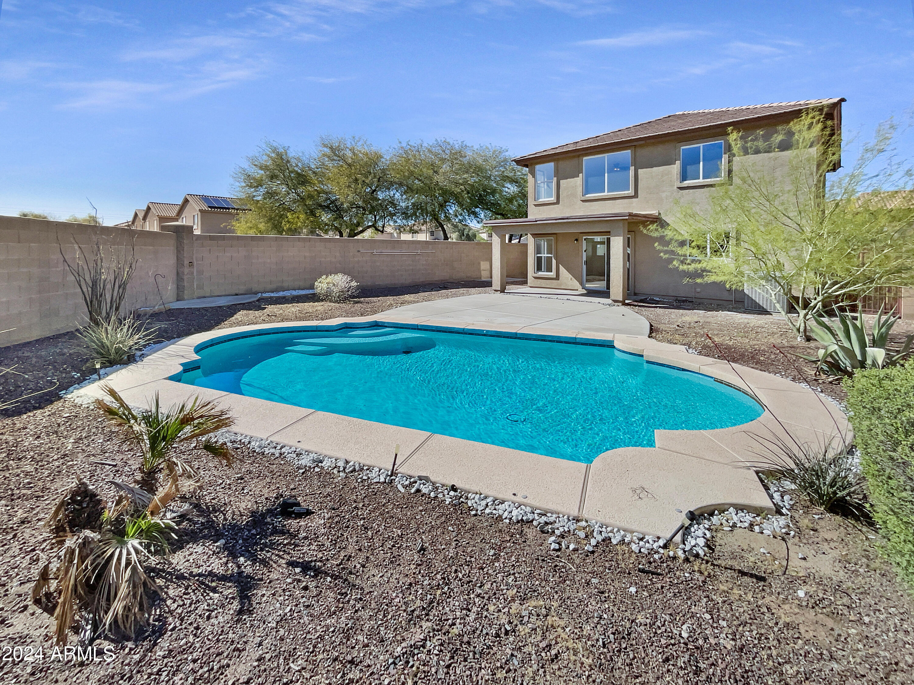22595 W MESQUITE Drive