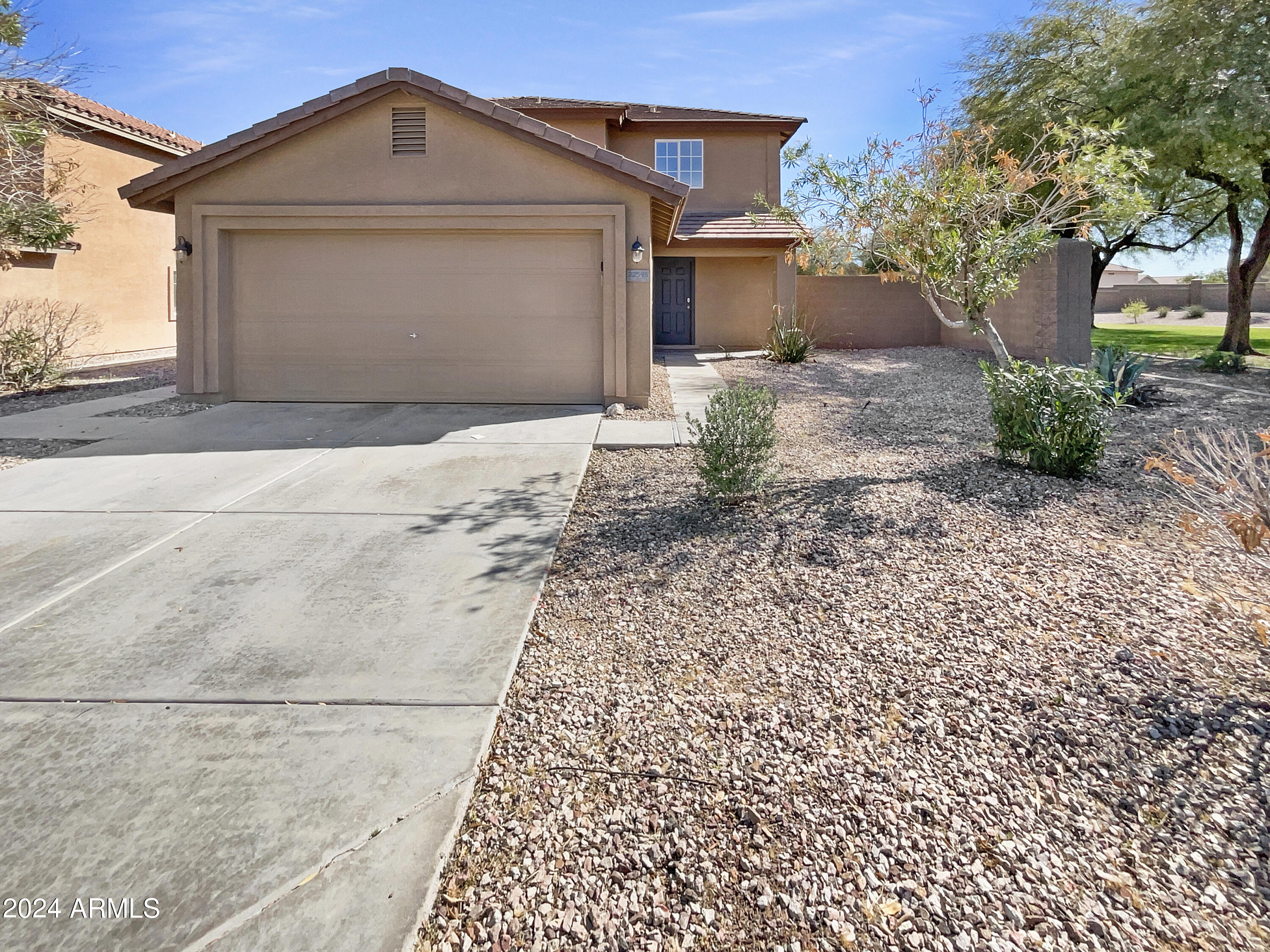 22595 W MESQUITE Drive