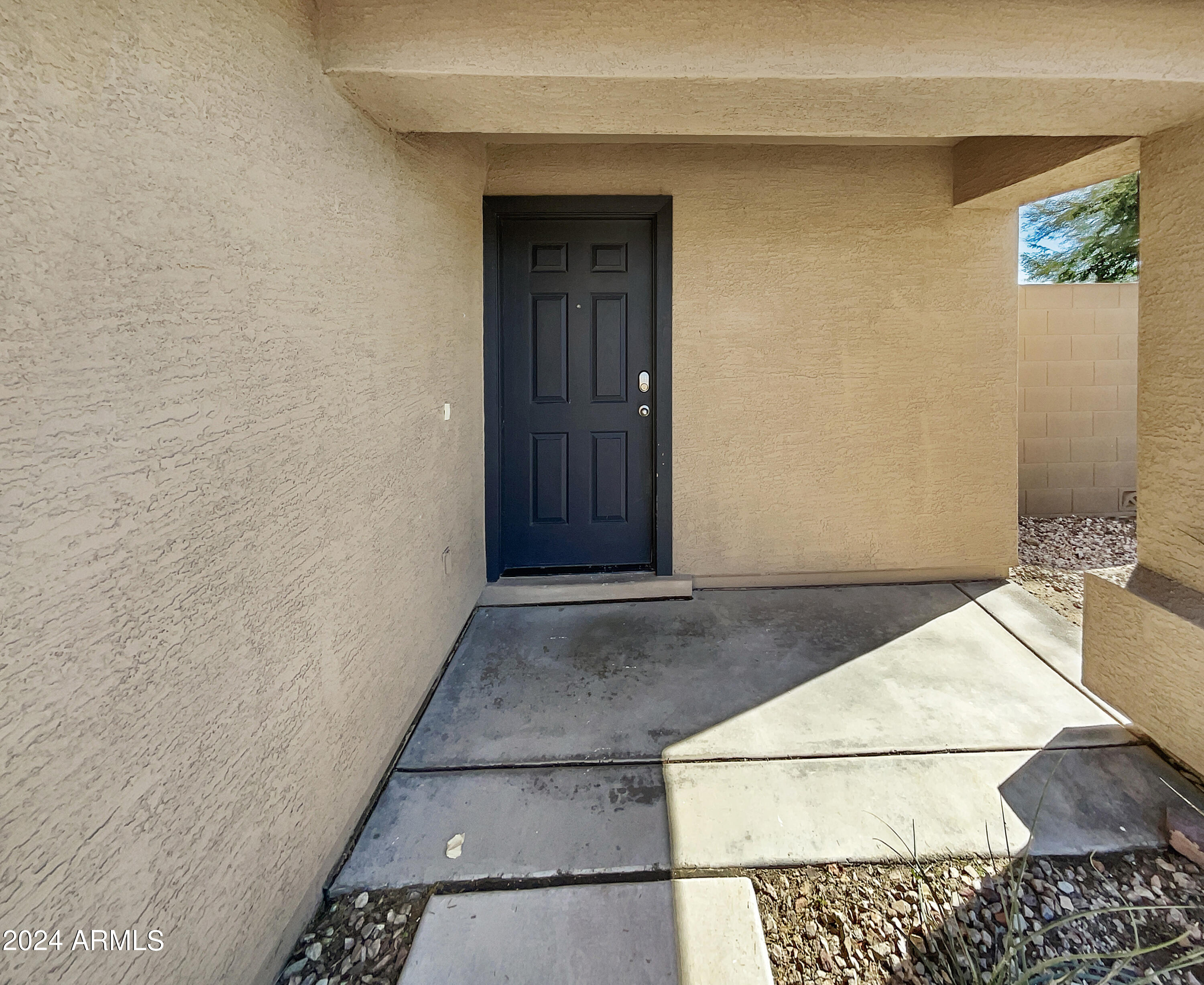 22595 W MESQUITE Drive