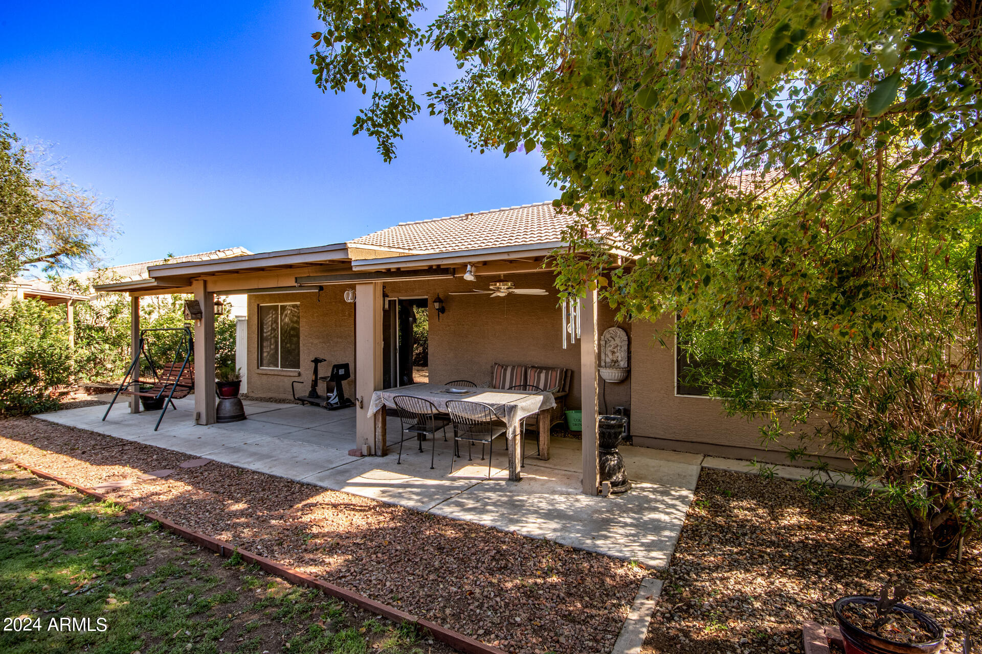 8830 W CHARTER OAK Road