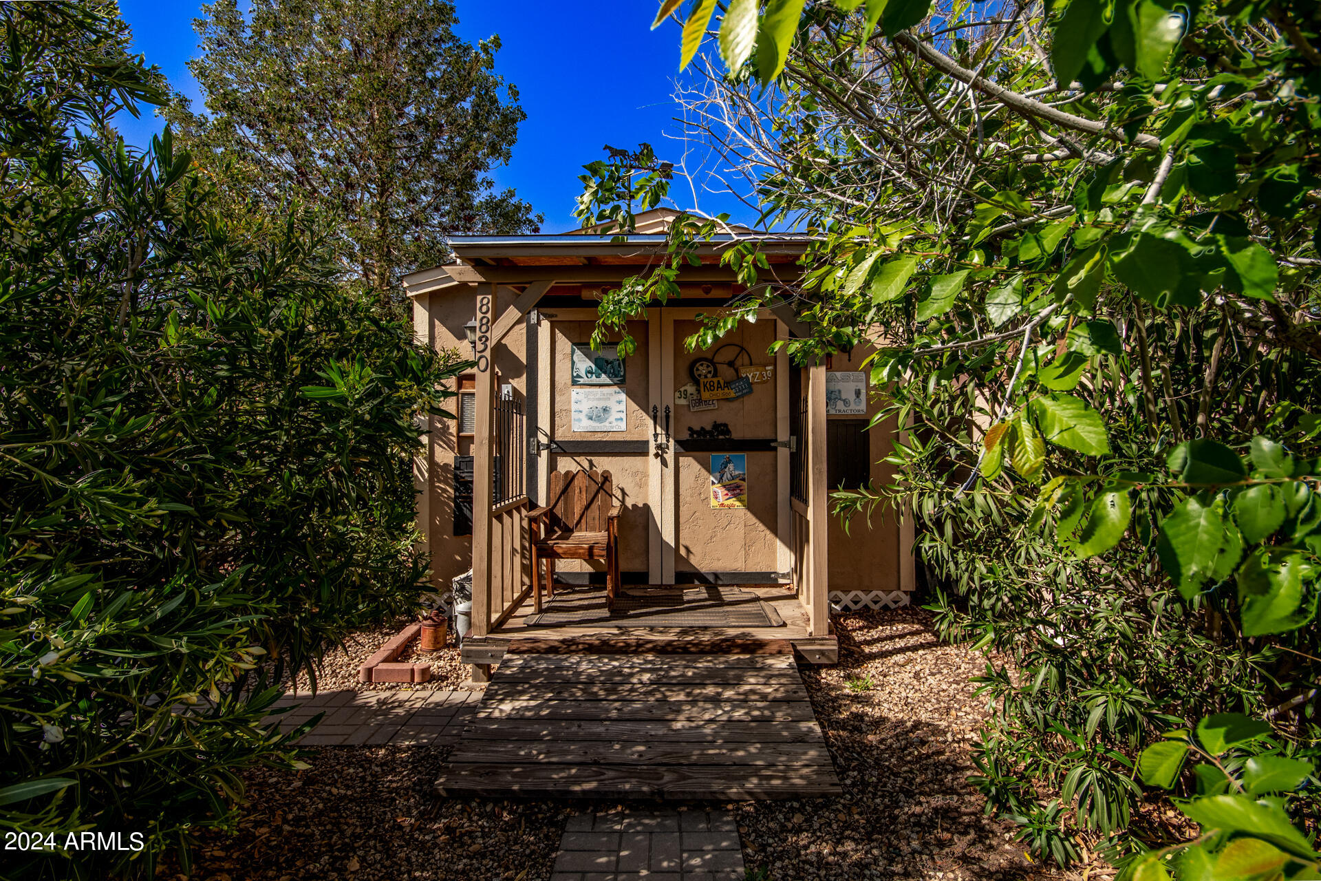 8830 W CHARTER OAK Road