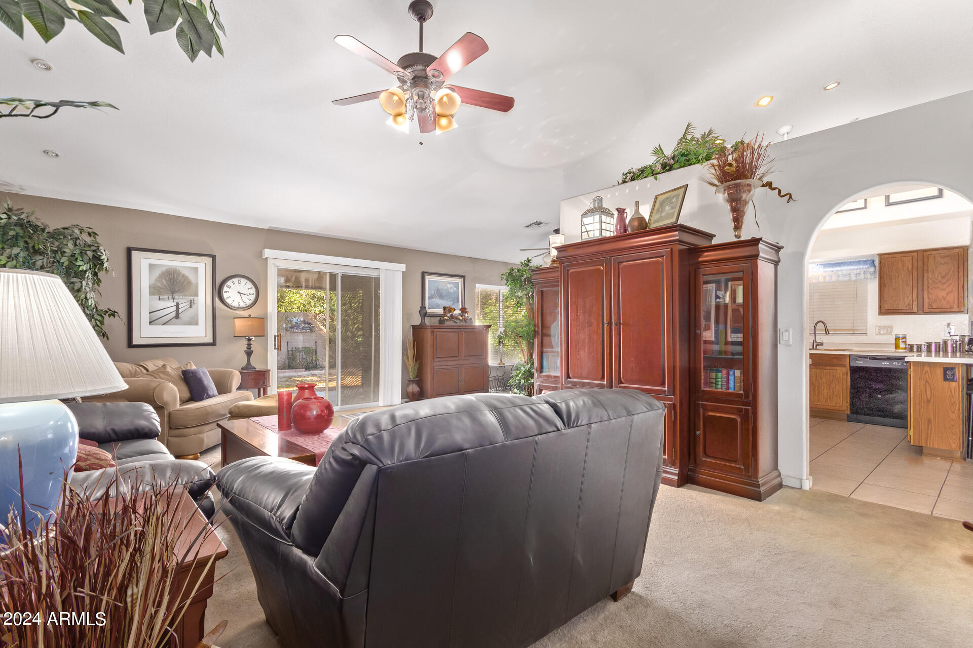 8830 W CHARTER OAK Road