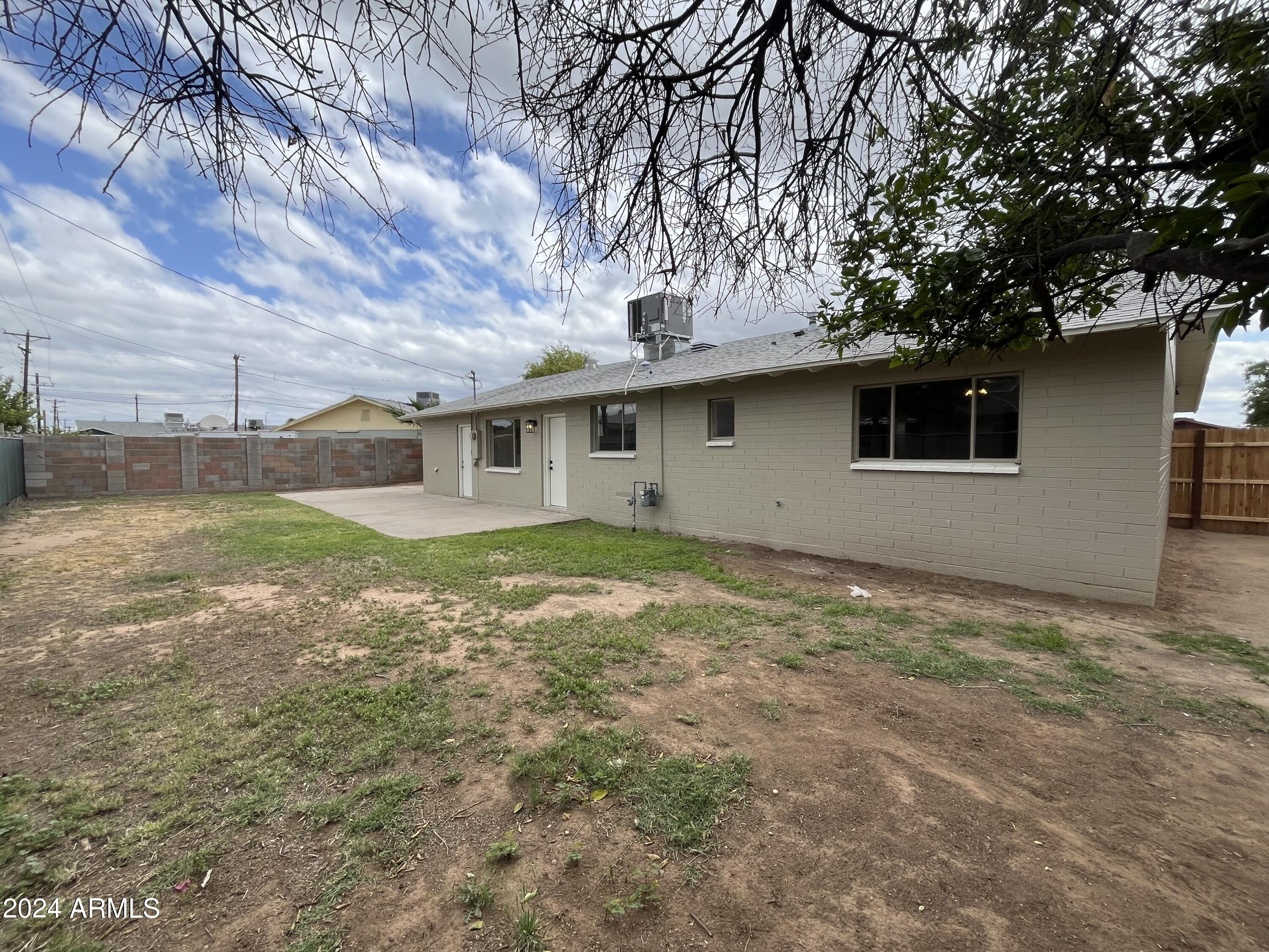 5348 W MULBERRY Drive