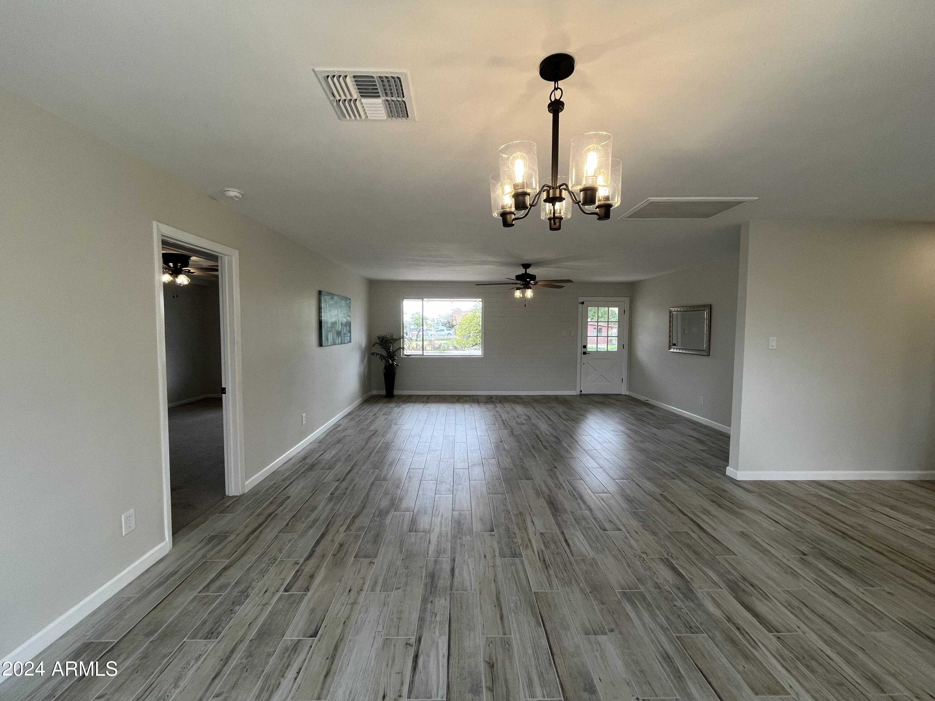 5348 W MULBERRY Drive