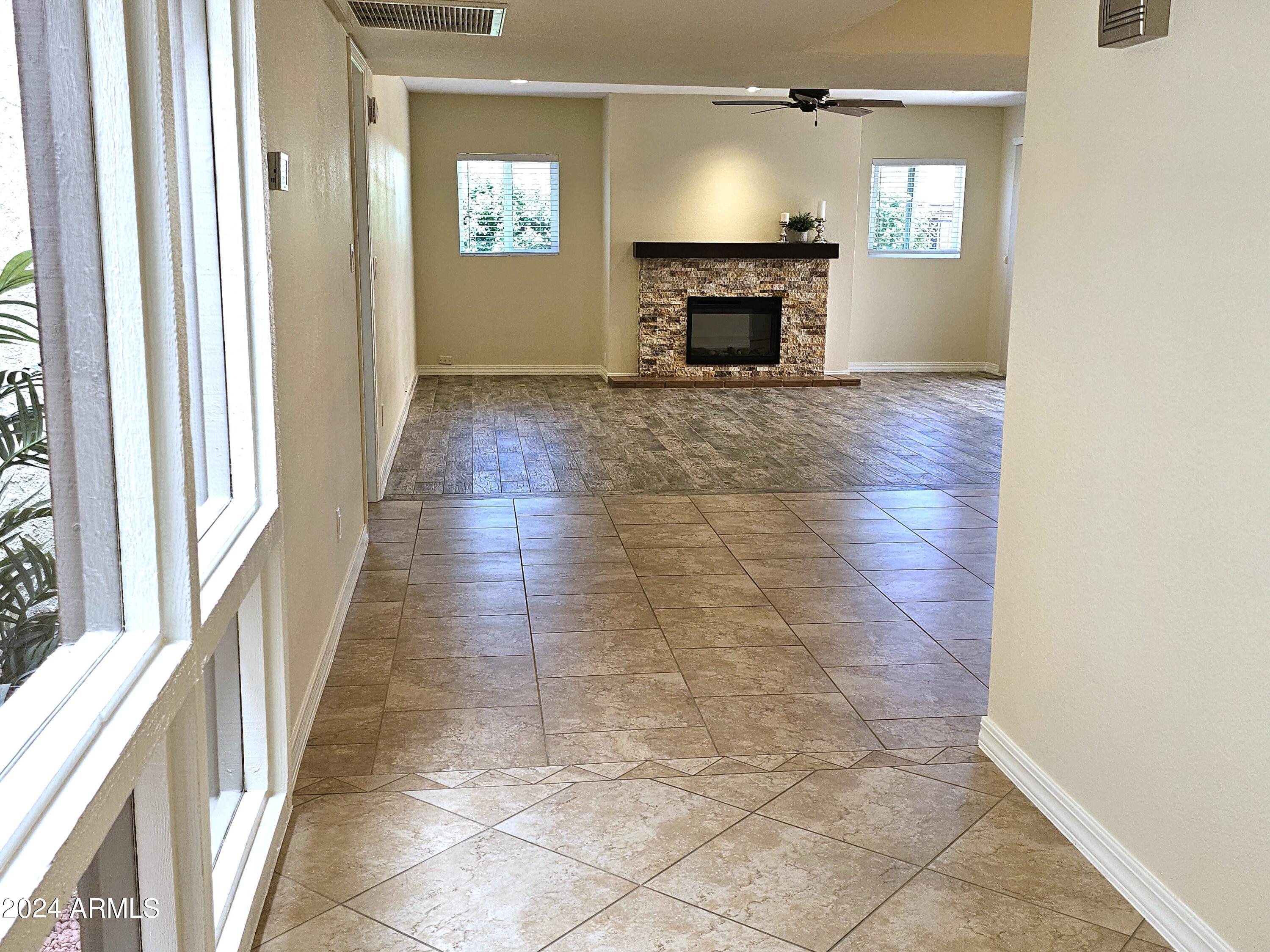 8109 E VIA DE VIVA --