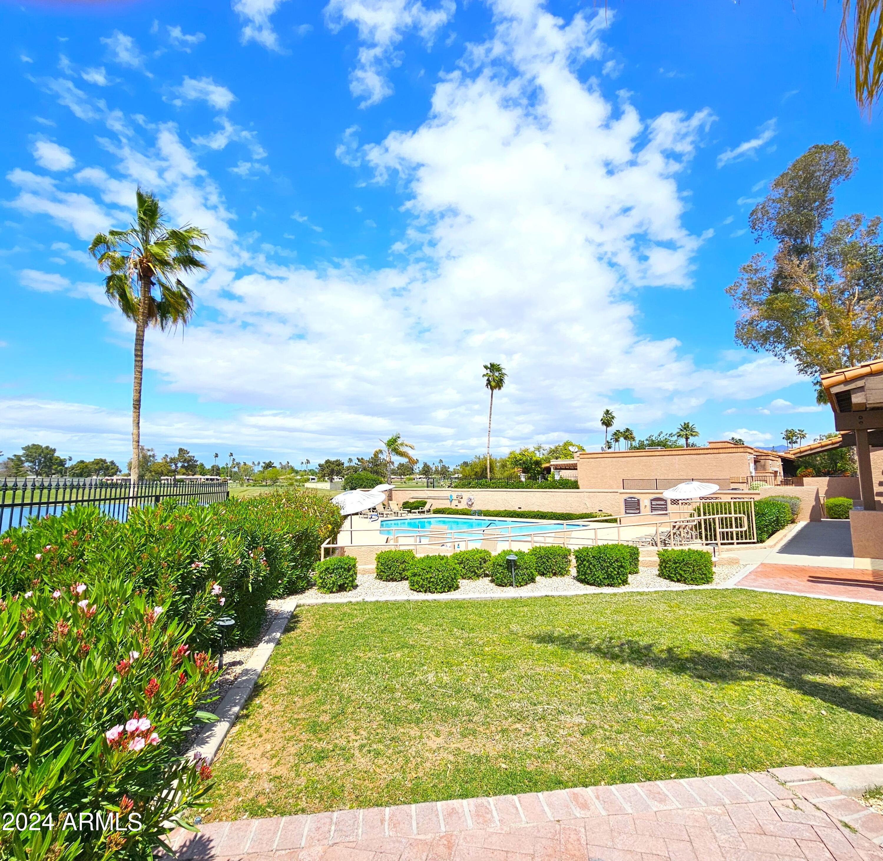 8109 E VIA DE VIVA --