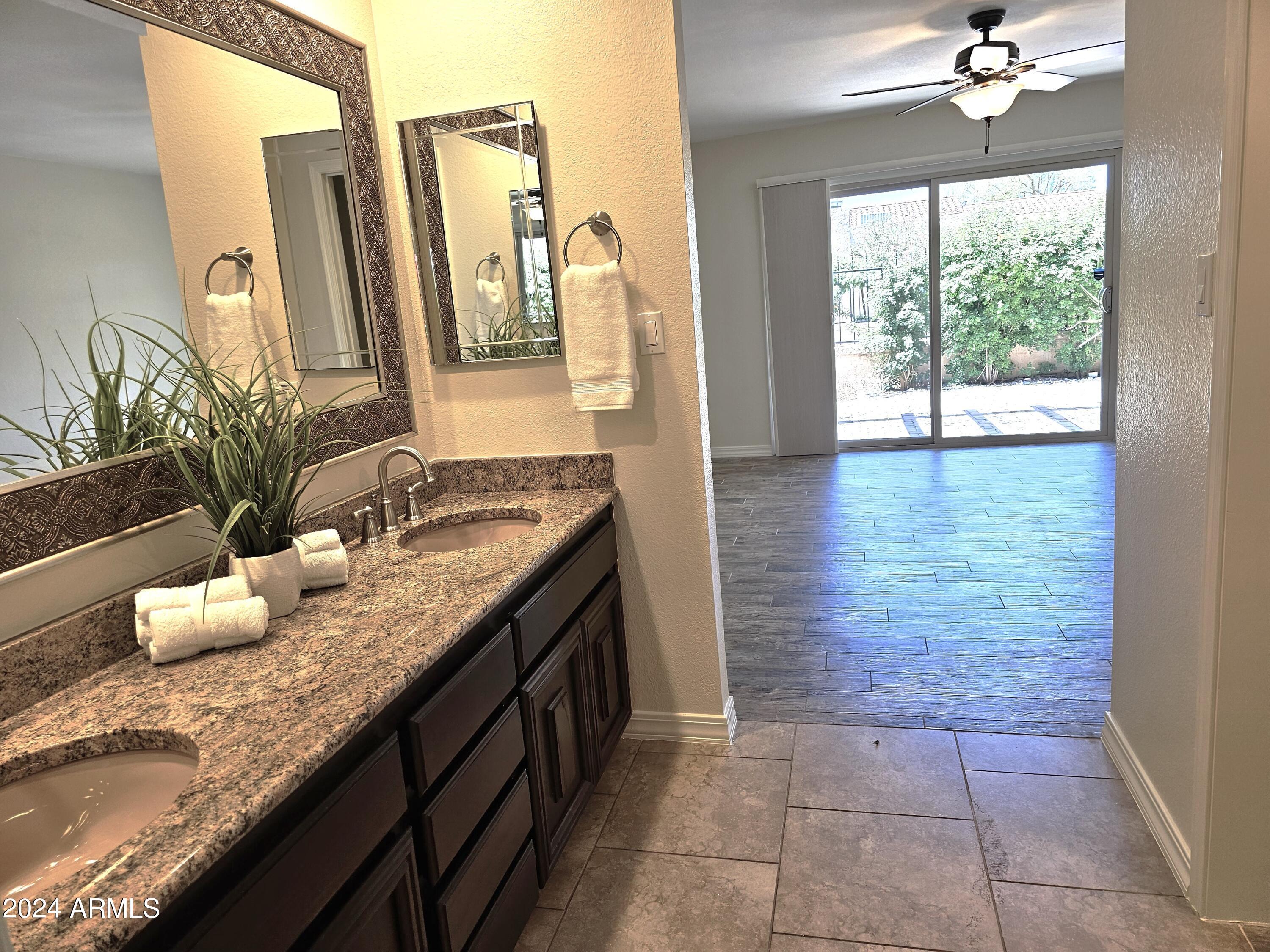 8109 E VIA DE VIVA --