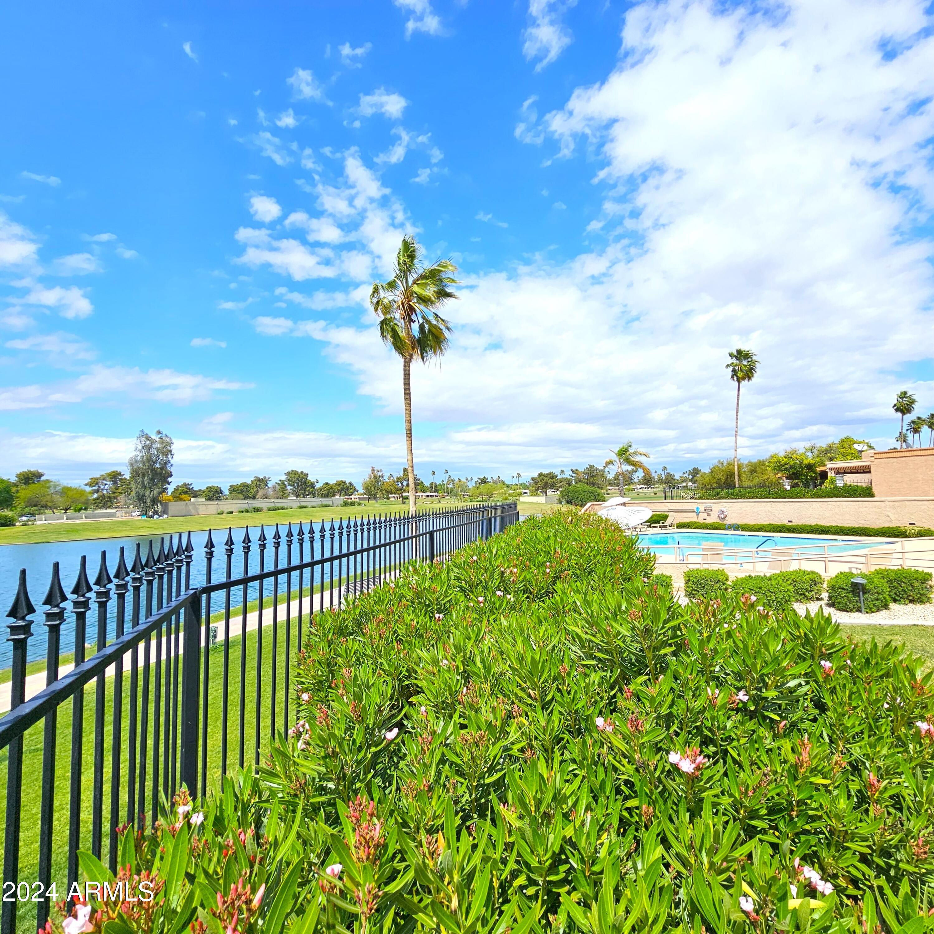 8109 E VIA DE VIVA --