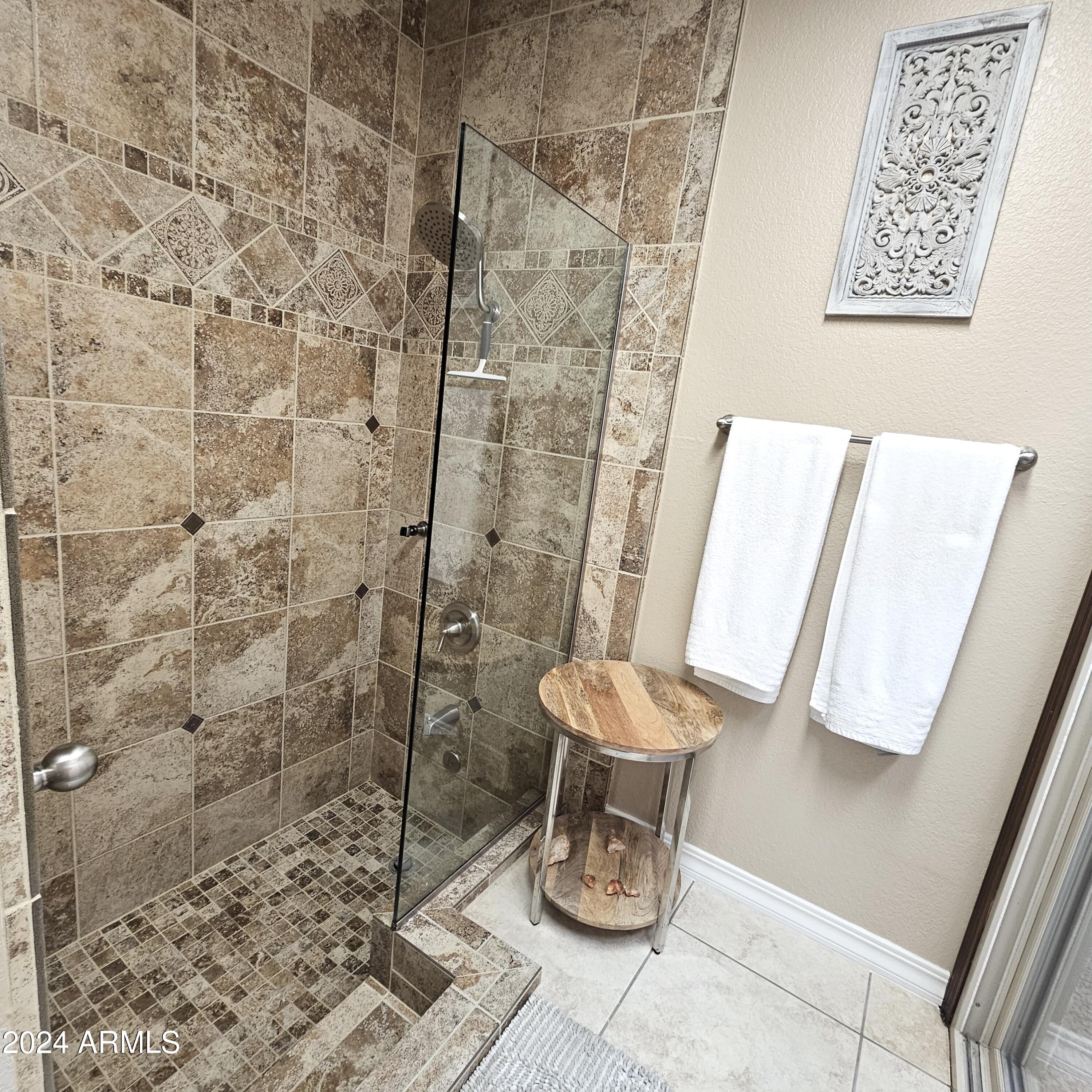 8109 E VIA DE VIVA --