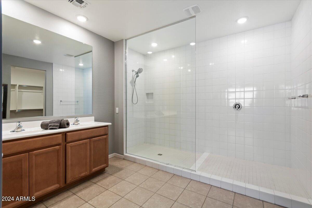 4174 E CAITLIN Drive