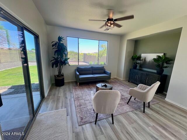 2731 W BISBEE Way