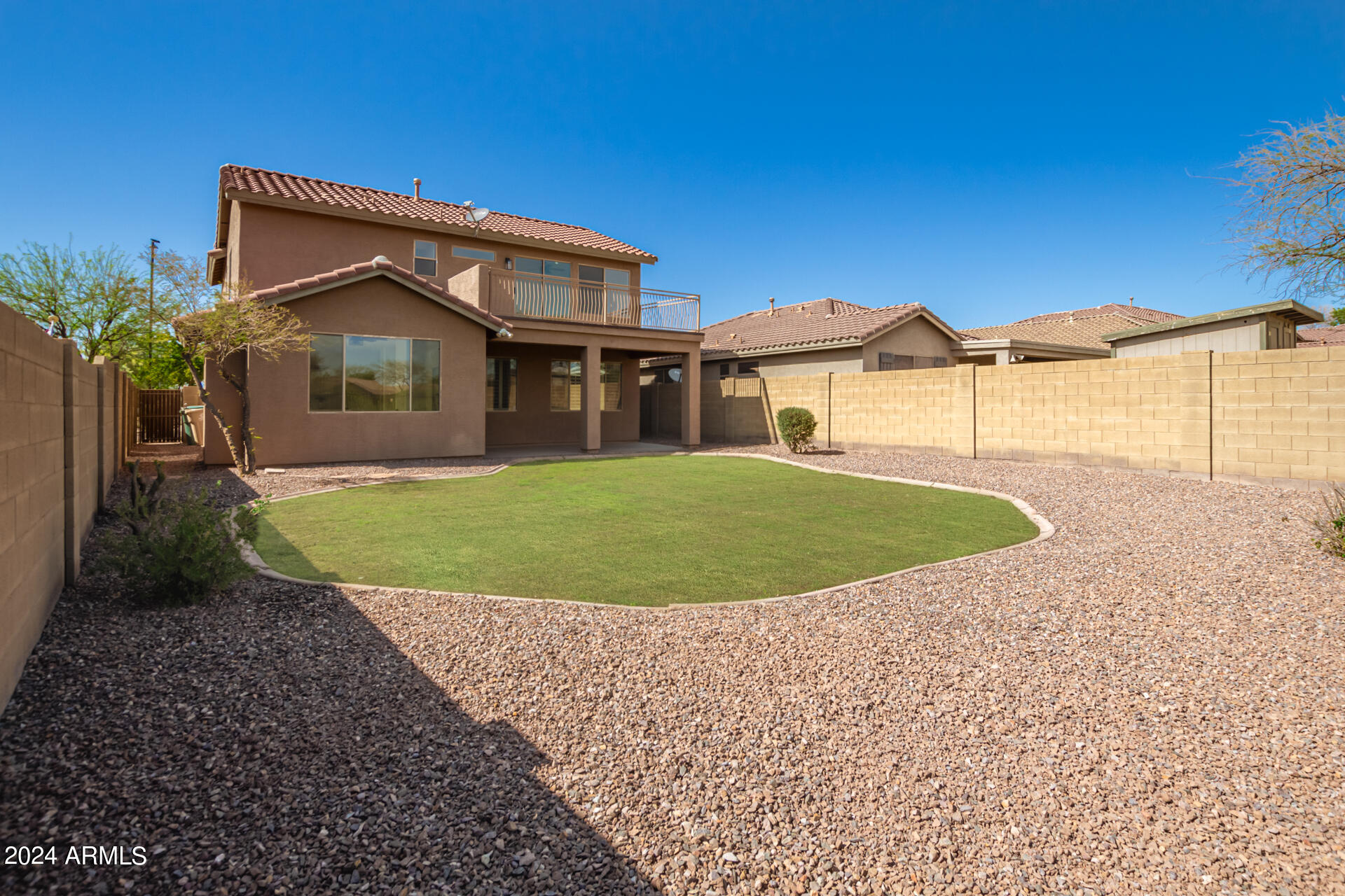 2731 W BISBEE Way