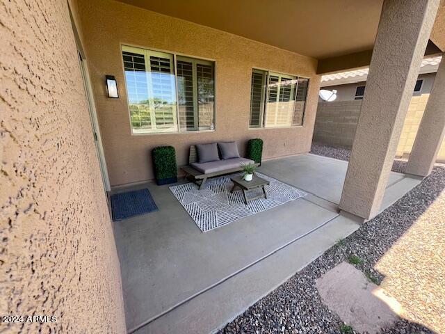 2731 W BISBEE Way