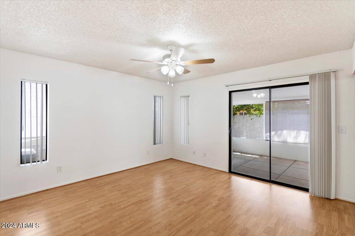 3337 E WESCOTT Drive