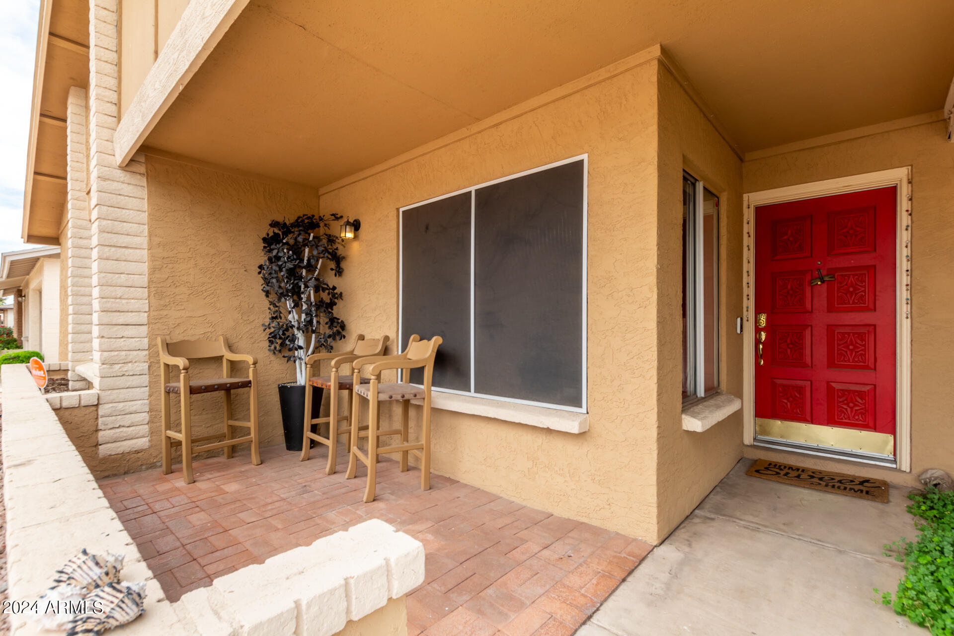 815 W KIVA Avenue