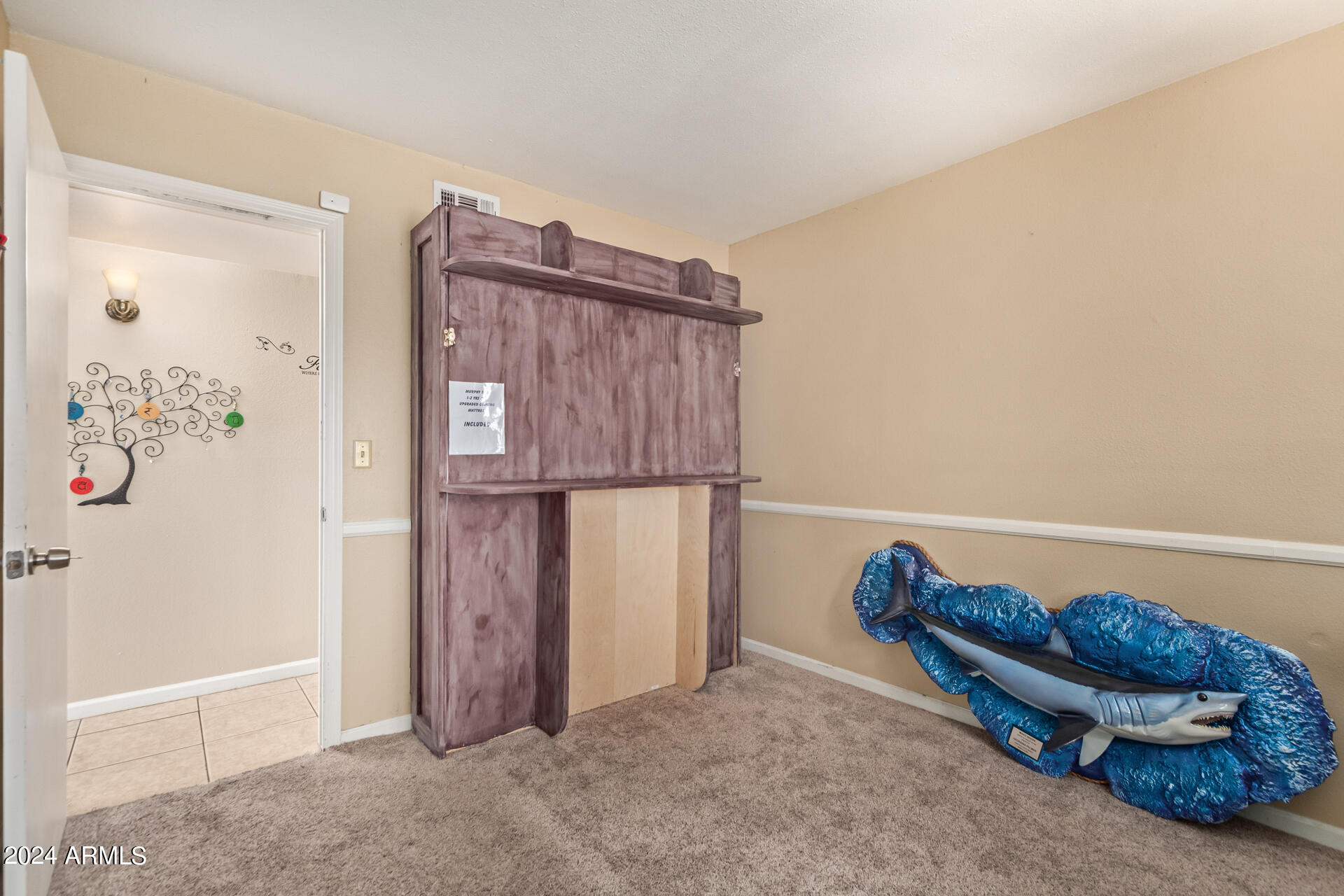 815 W KIVA Avenue