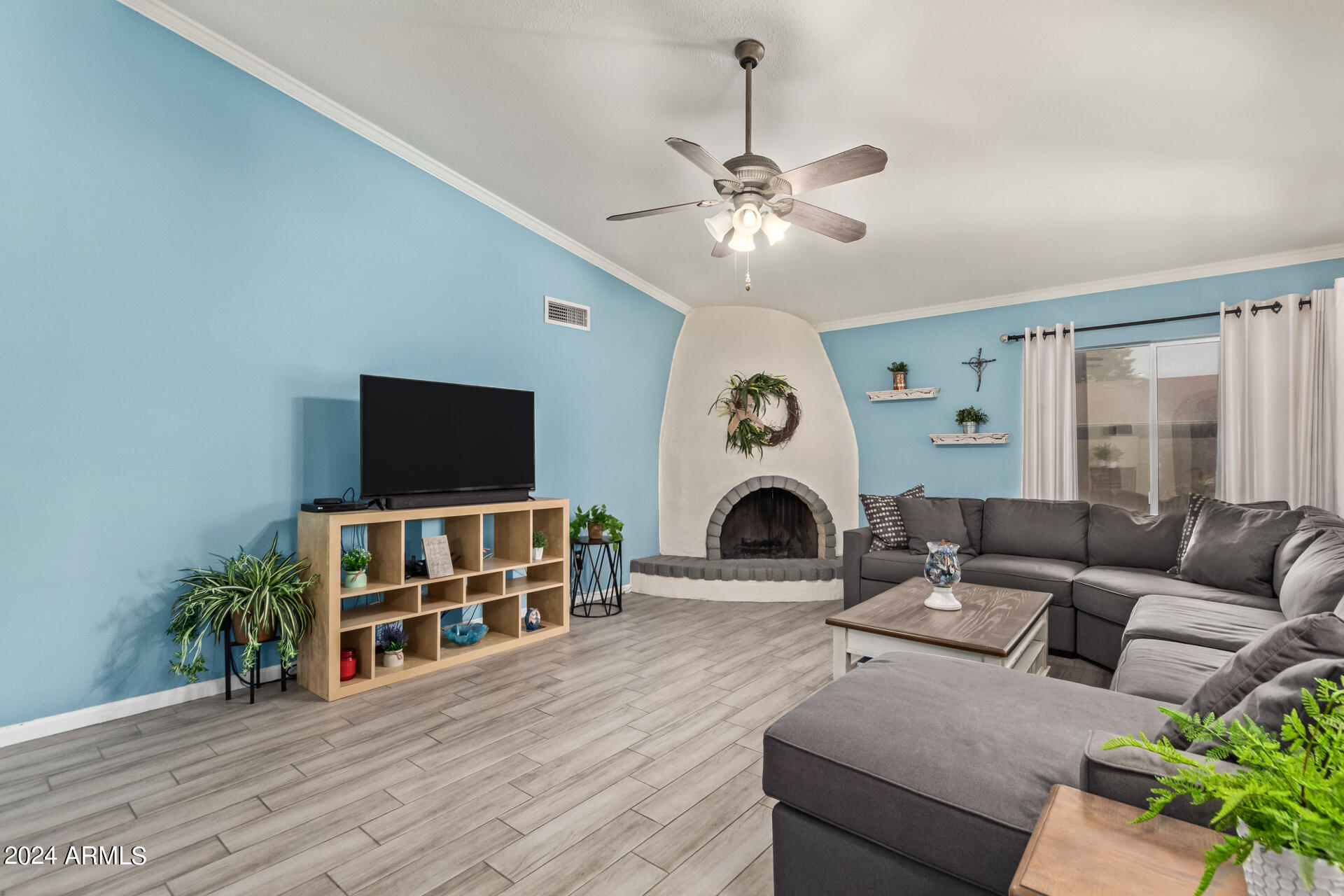 815 W KIVA Avenue