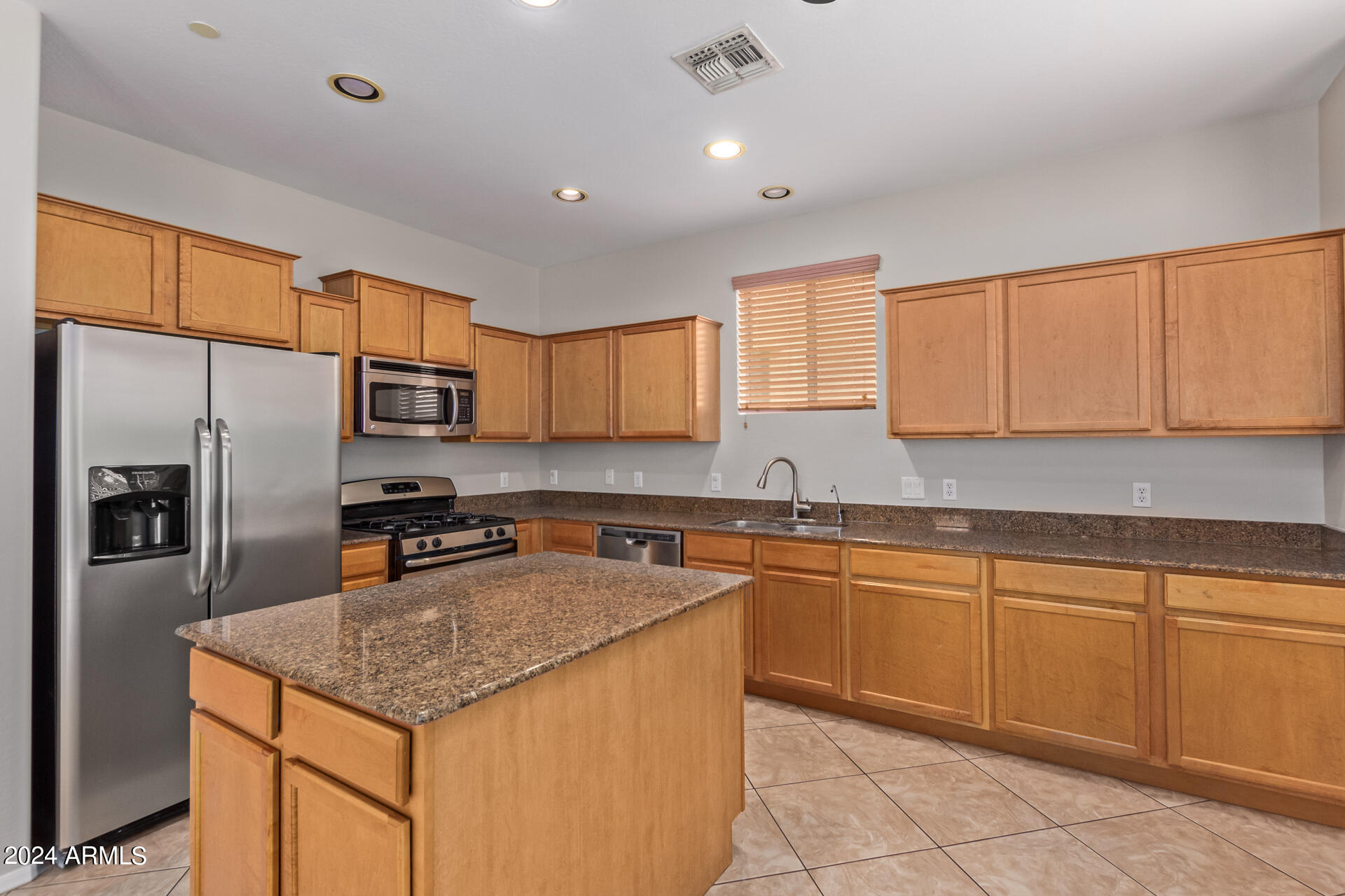 91 W HACKBERRY Drive