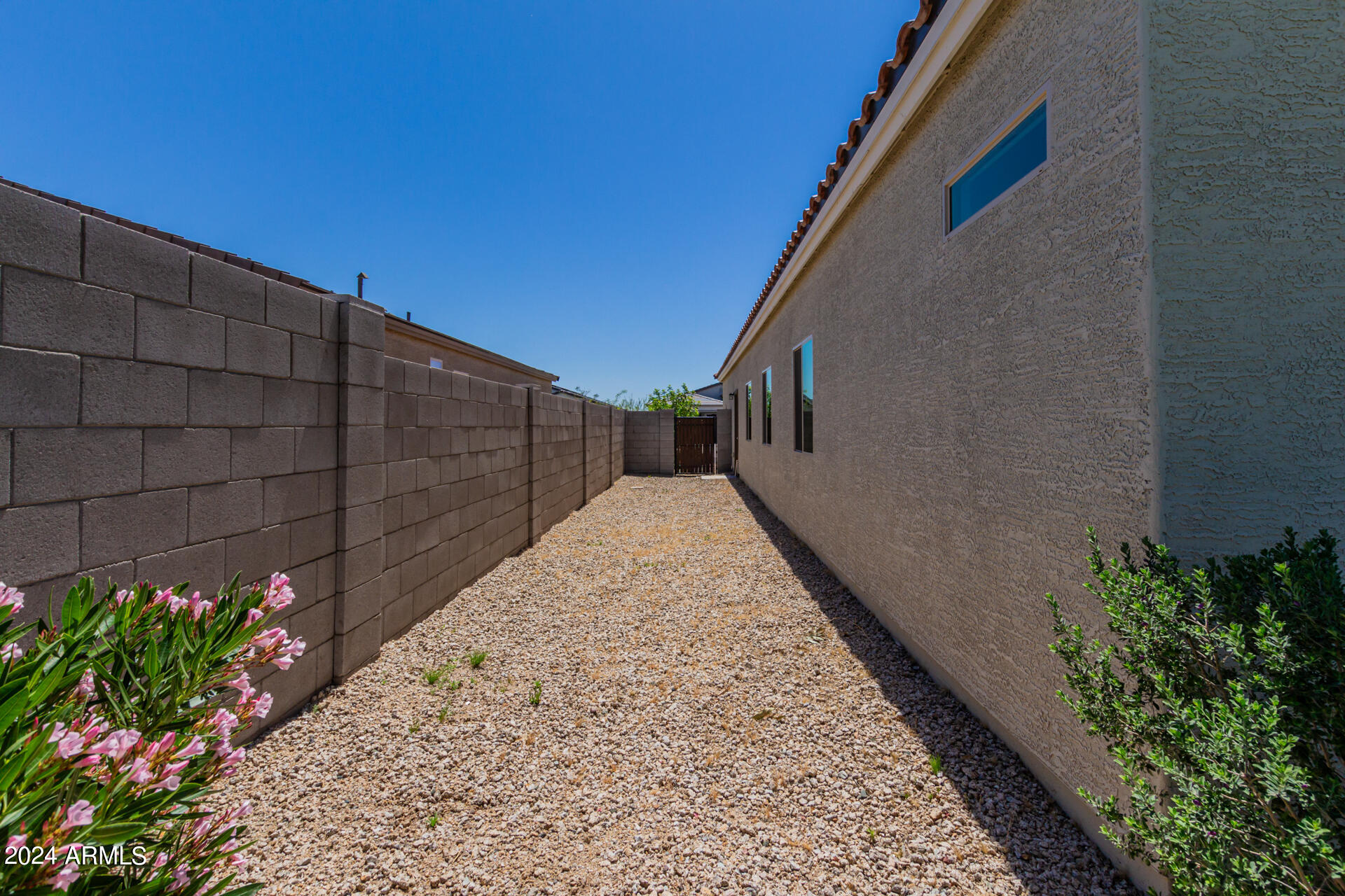 1772 W AZTEC Drive
