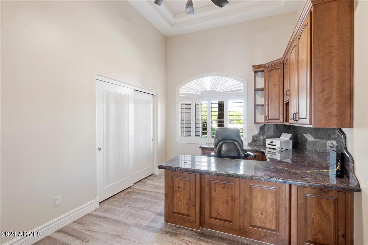 22635 S VAL VISTA Drive