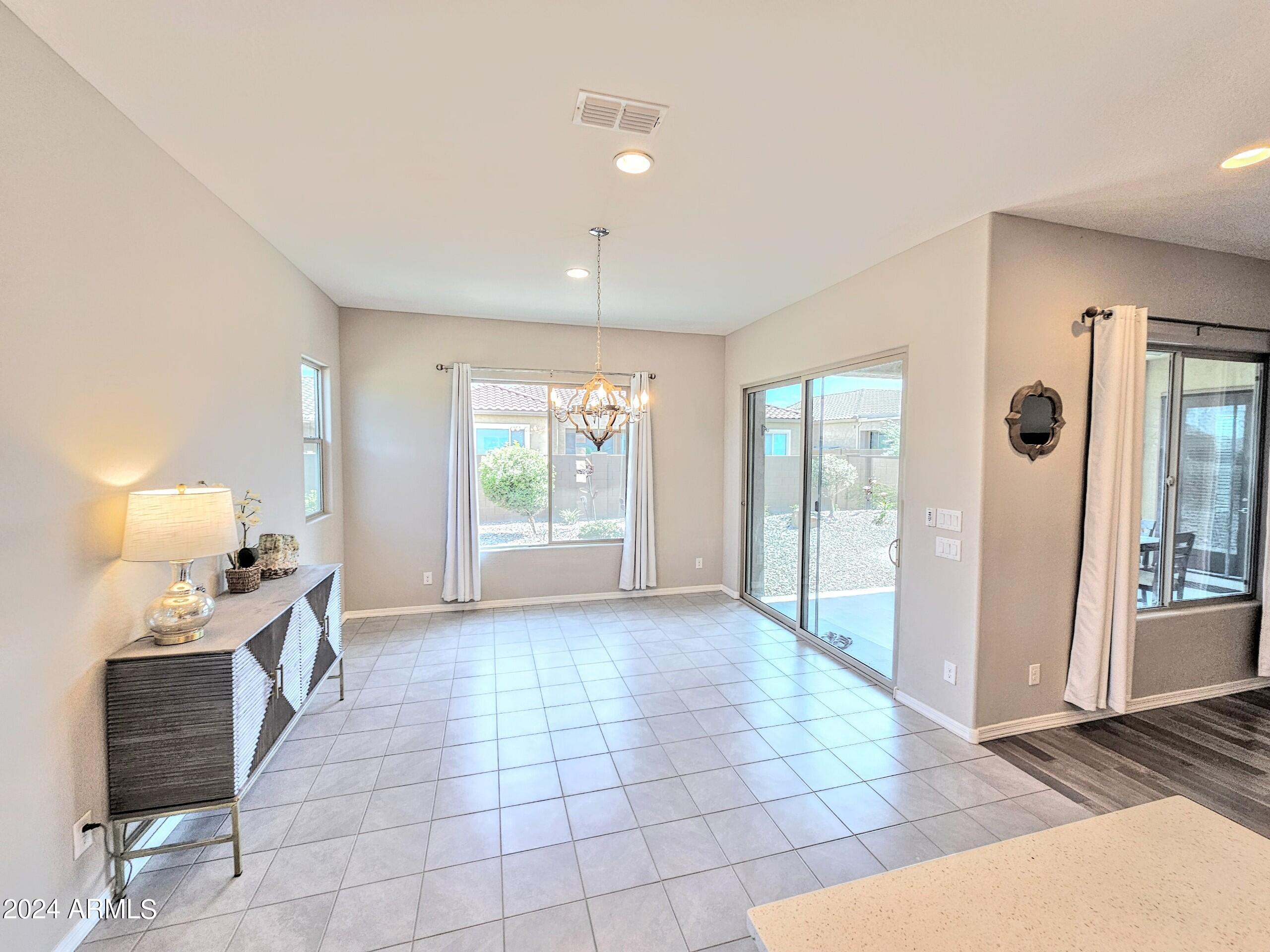 8159 W MERRIWEATHER Way