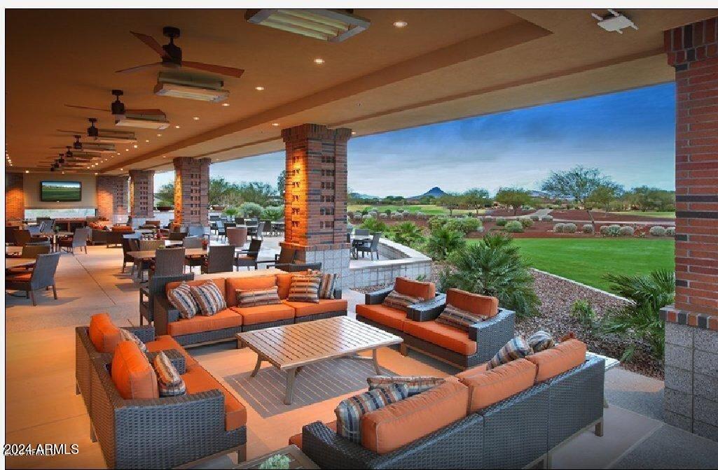 8159 W MERRIWEATHER Way