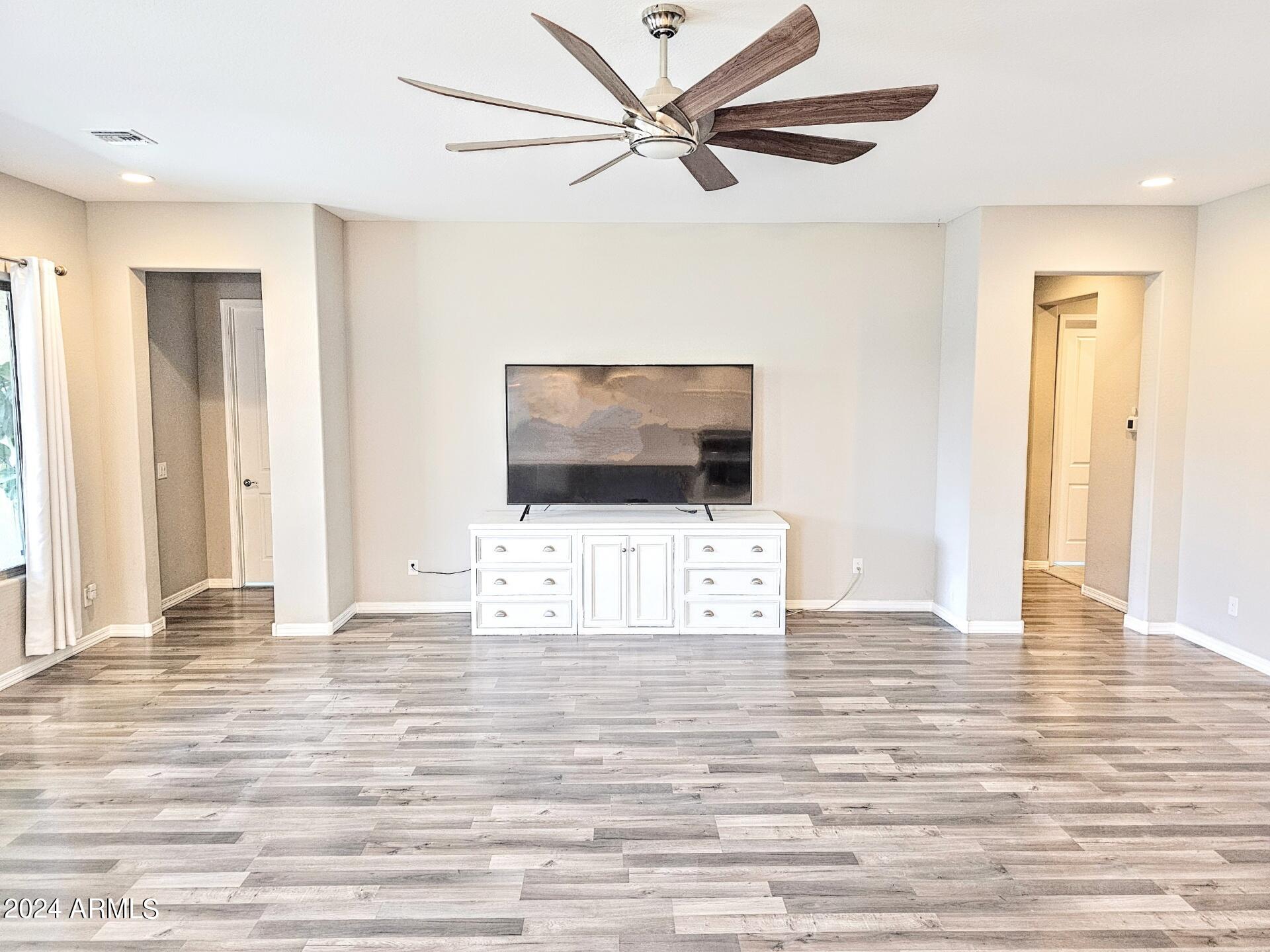 8159 W MERRIWEATHER Way