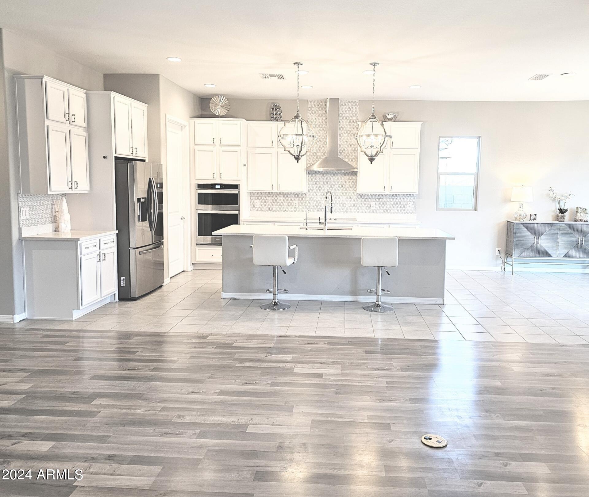 8159 W MERRIWEATHER Way