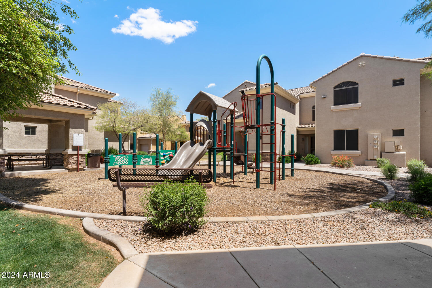 955 E KNOX Road, 118