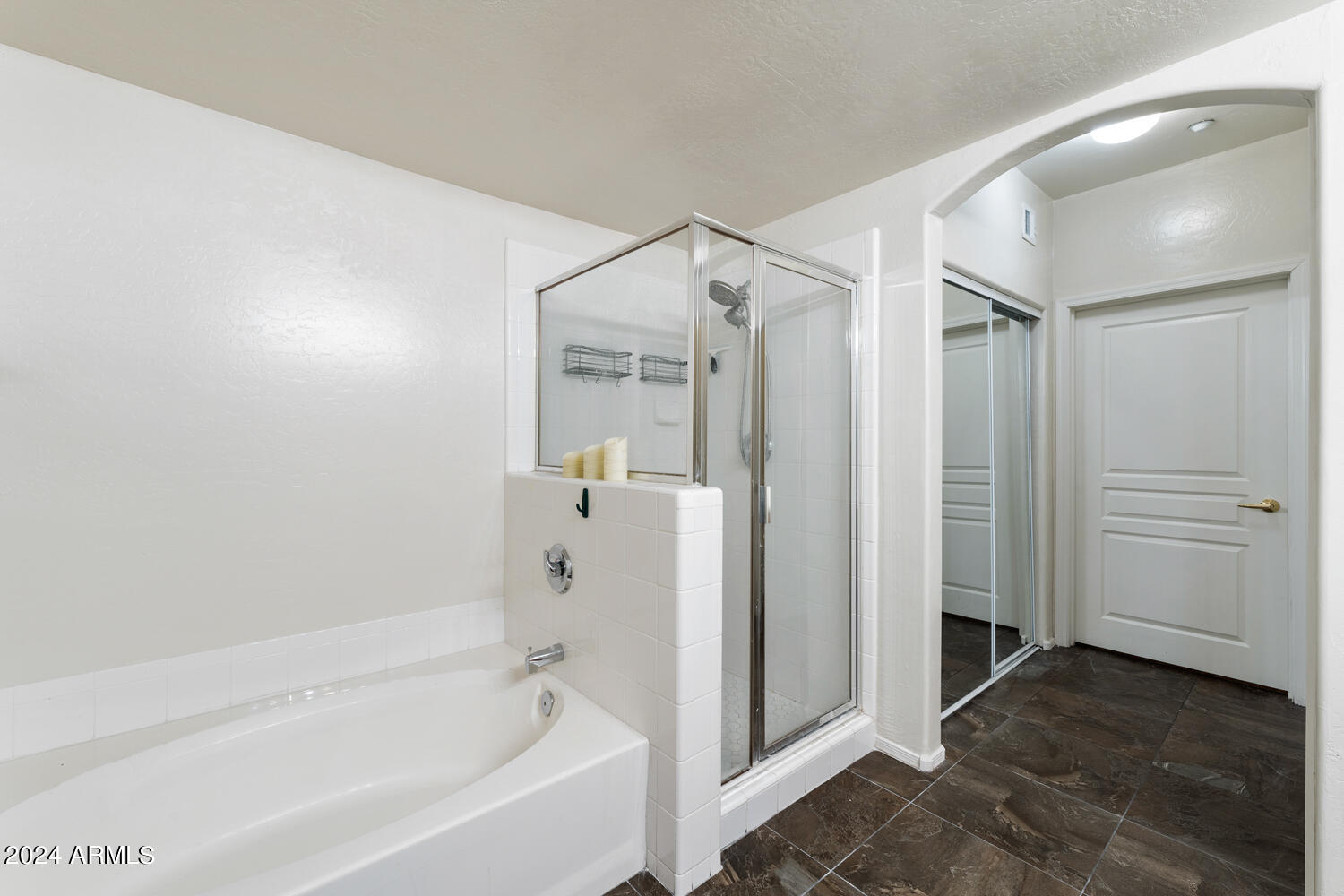 955 E KNOX Road, 118