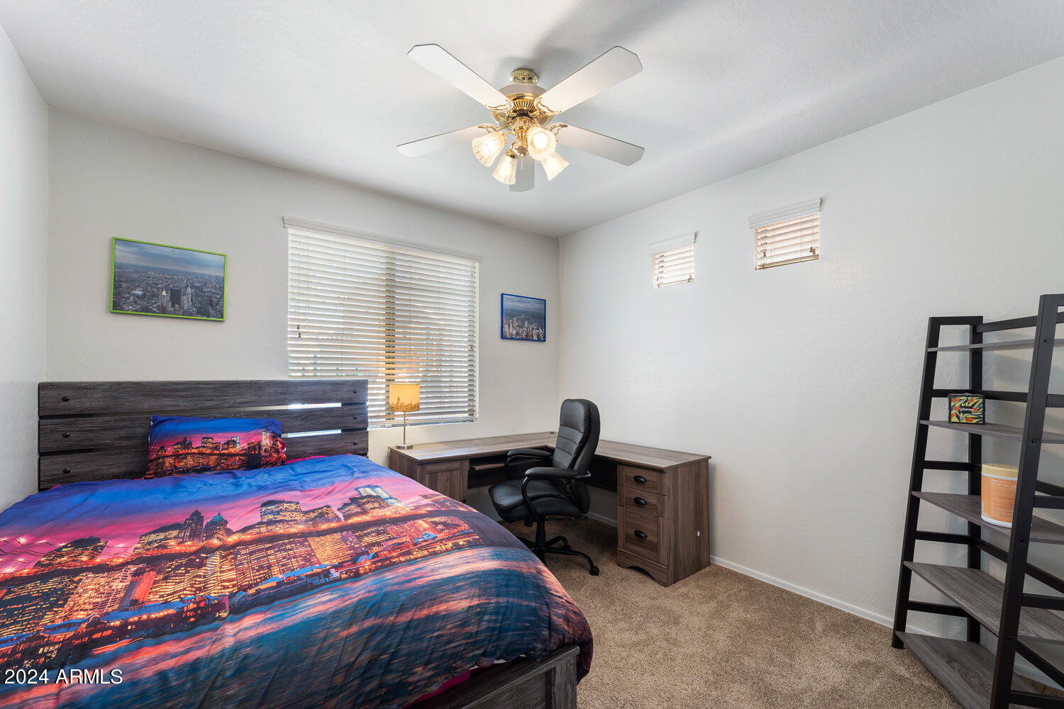 955 E KNOX Road, 118
